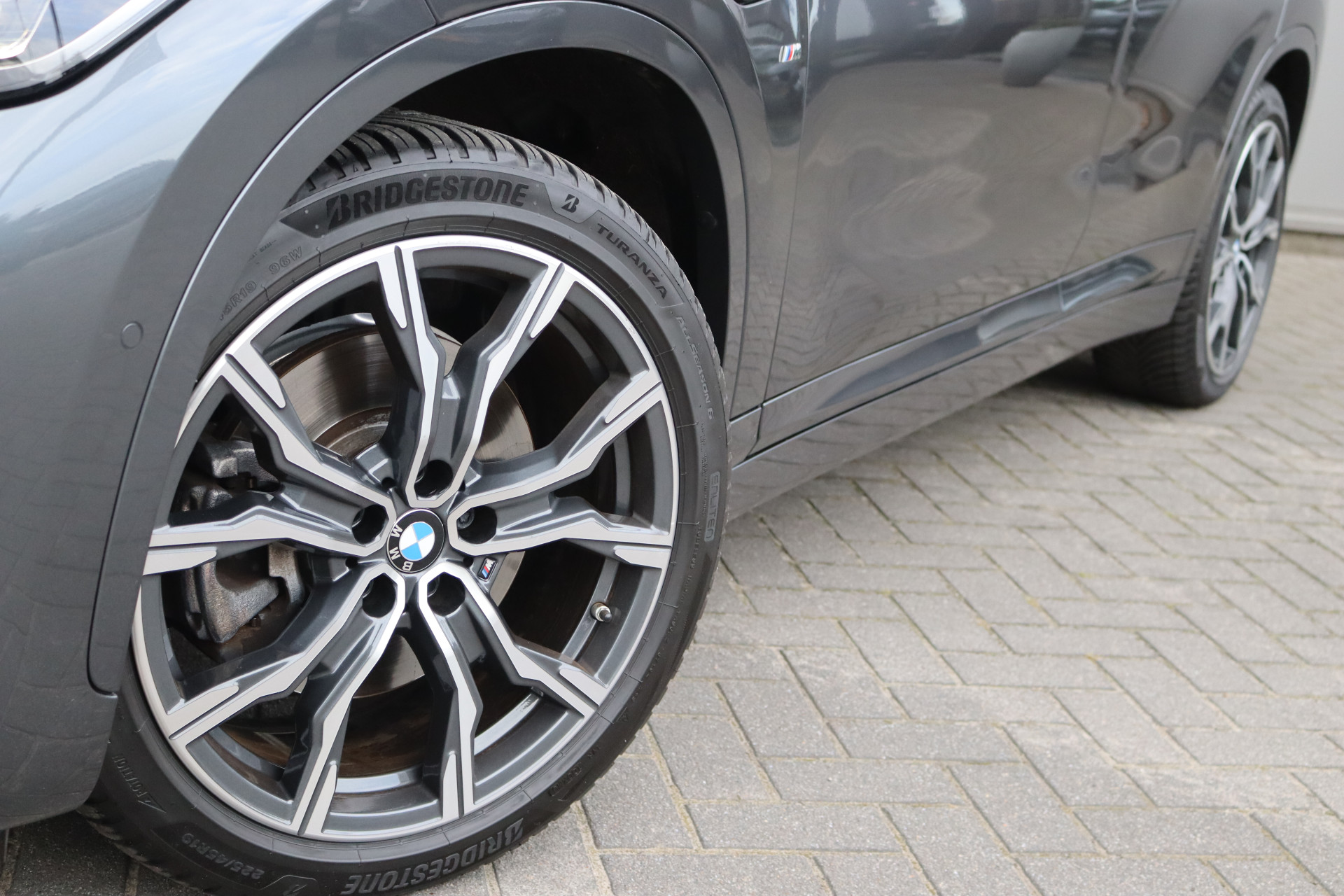 Foto van BMW X1 Xdrive25e