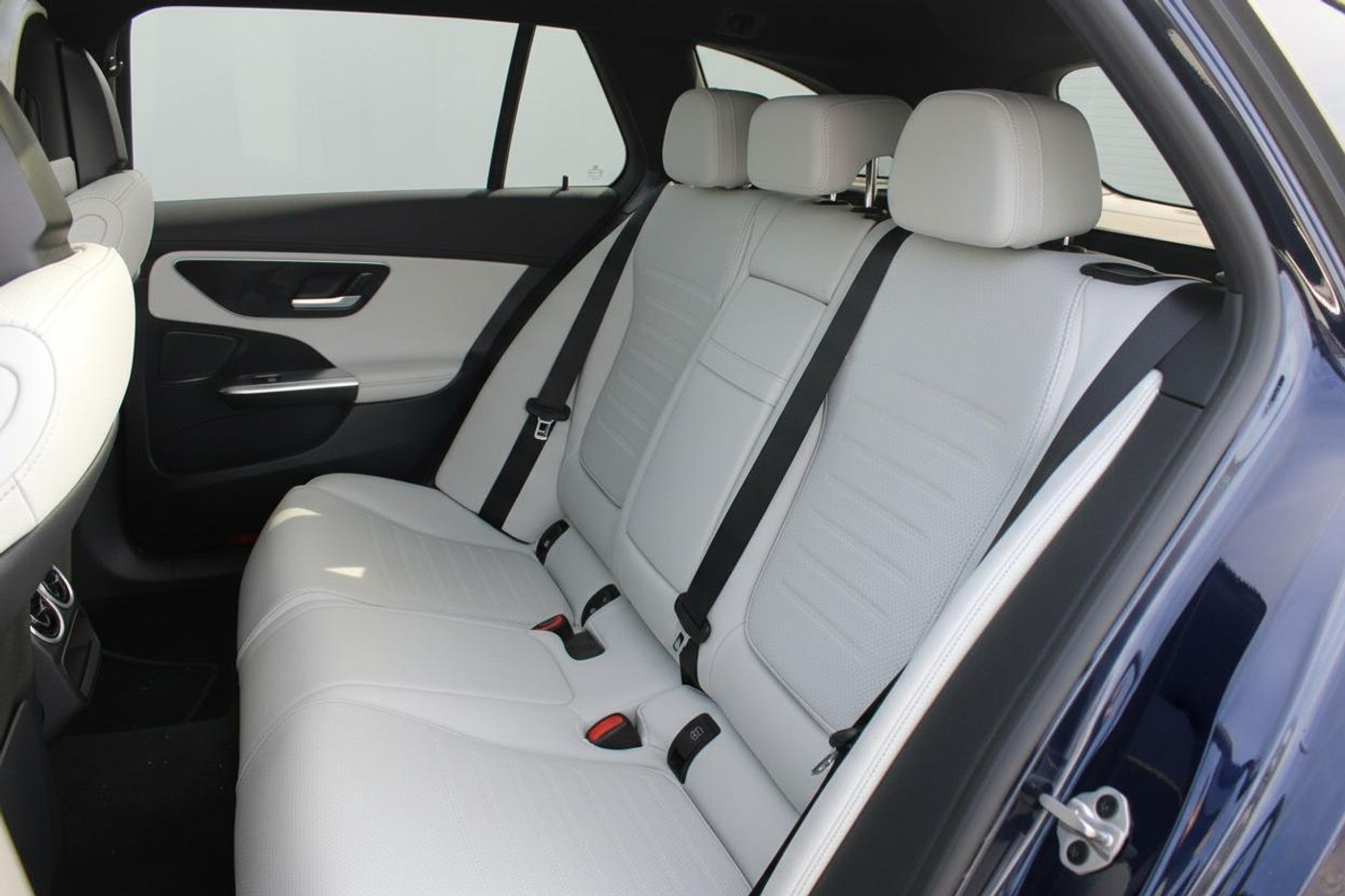 Foto van Mercedes-Benz C 200
