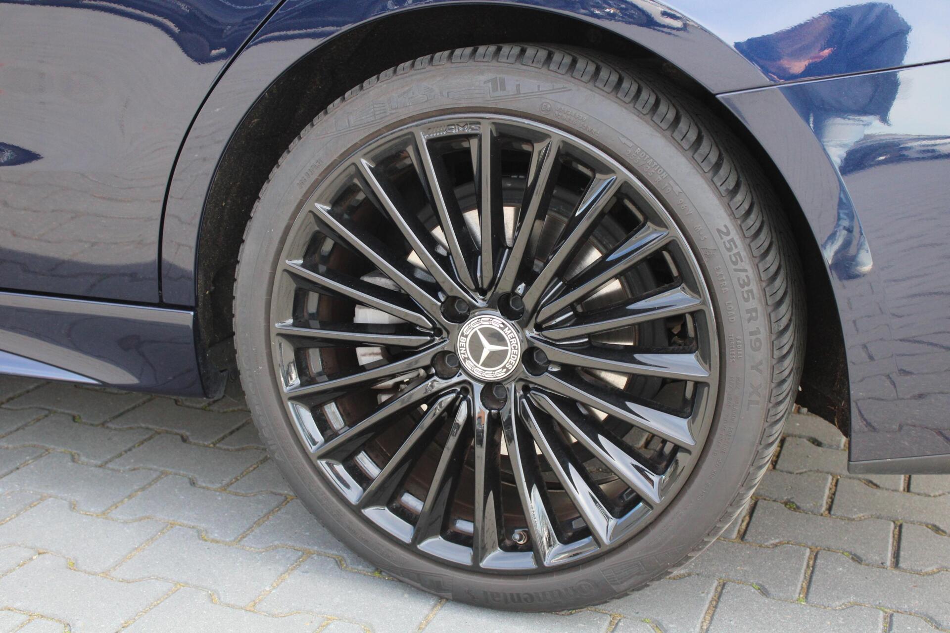 Foto van Mercedes-Benz C 200