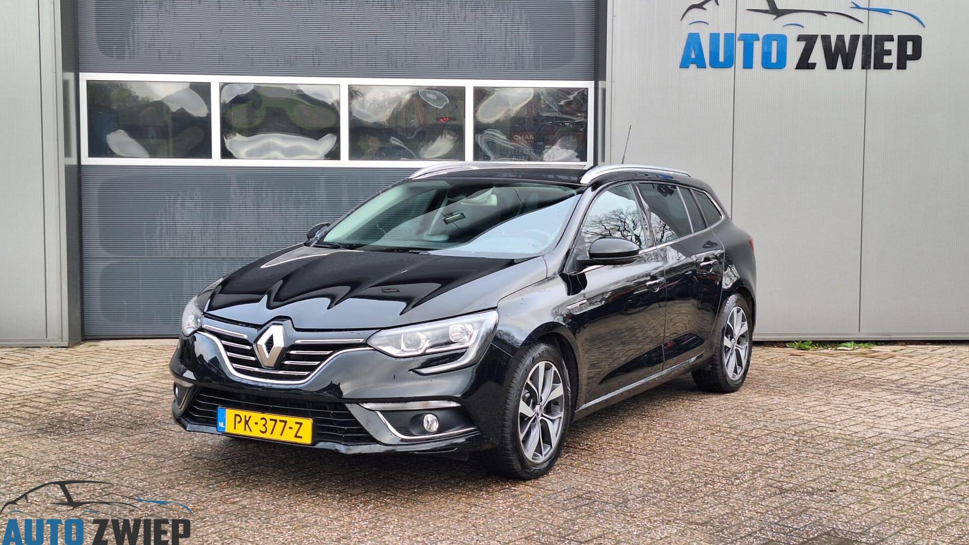 Renault Megane 1.2 TCe Bose Pano/Trekhaak/Cruise 2017 - voorkant