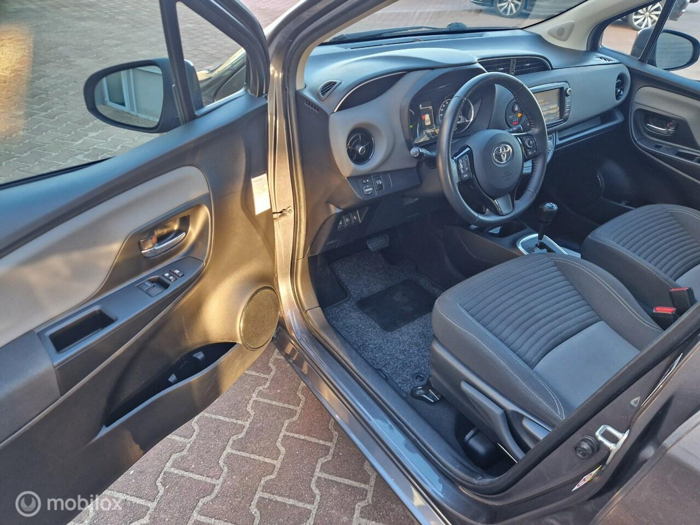 Foto van Toyota Toyota Yaris Hybrid