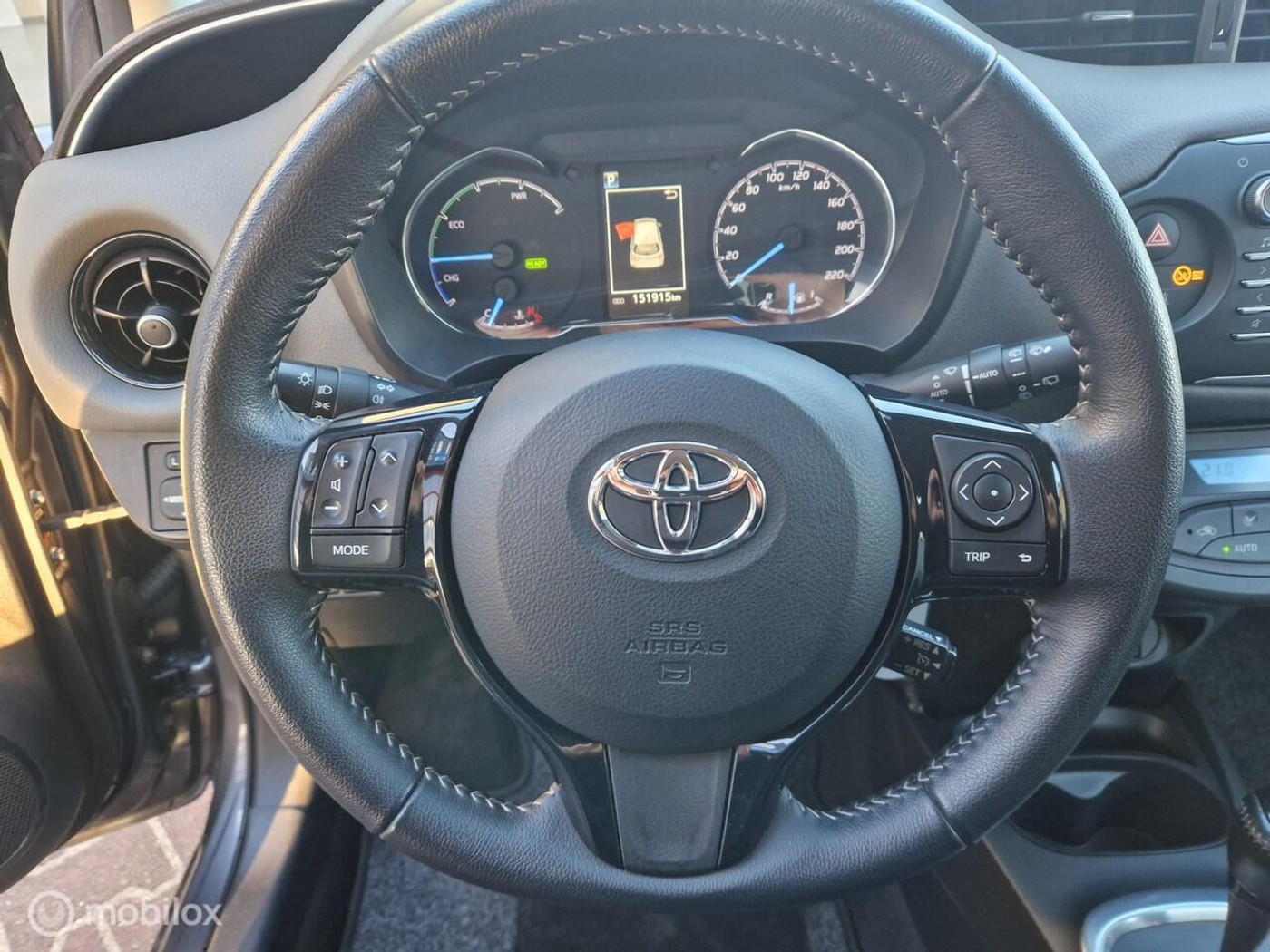 Foto van Toyota Toyota Yaris Hybrid