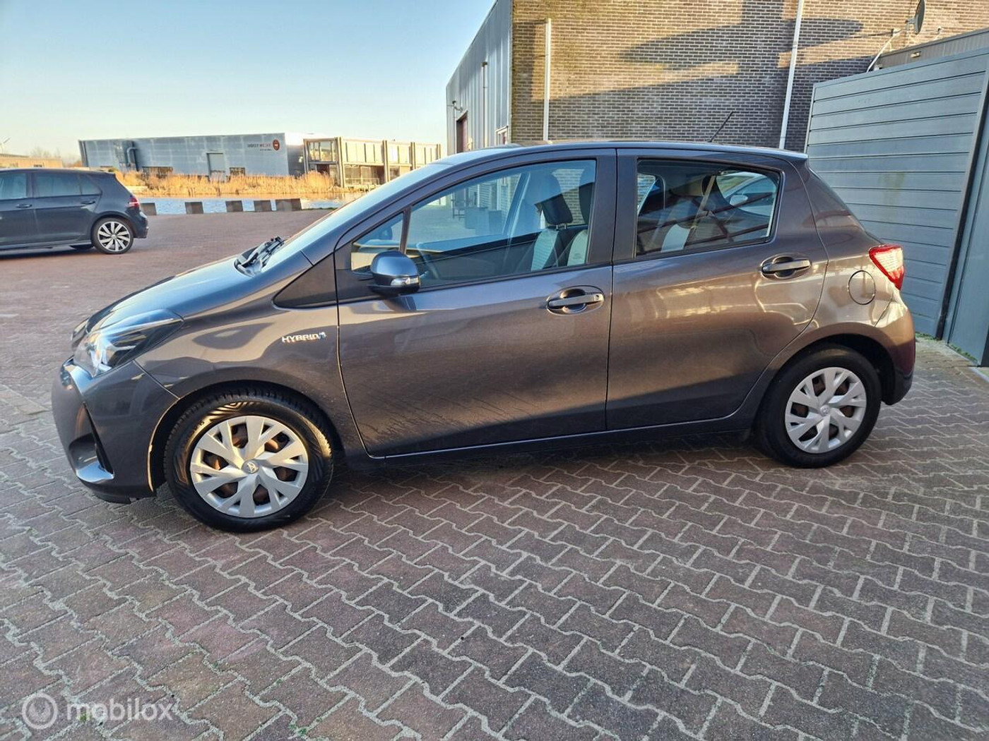 Foto van Toyota Toyota Yaris Hybrid