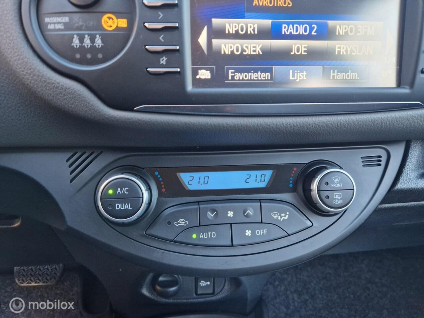 Foto van Toyota Toyota Yaris Hybrid
