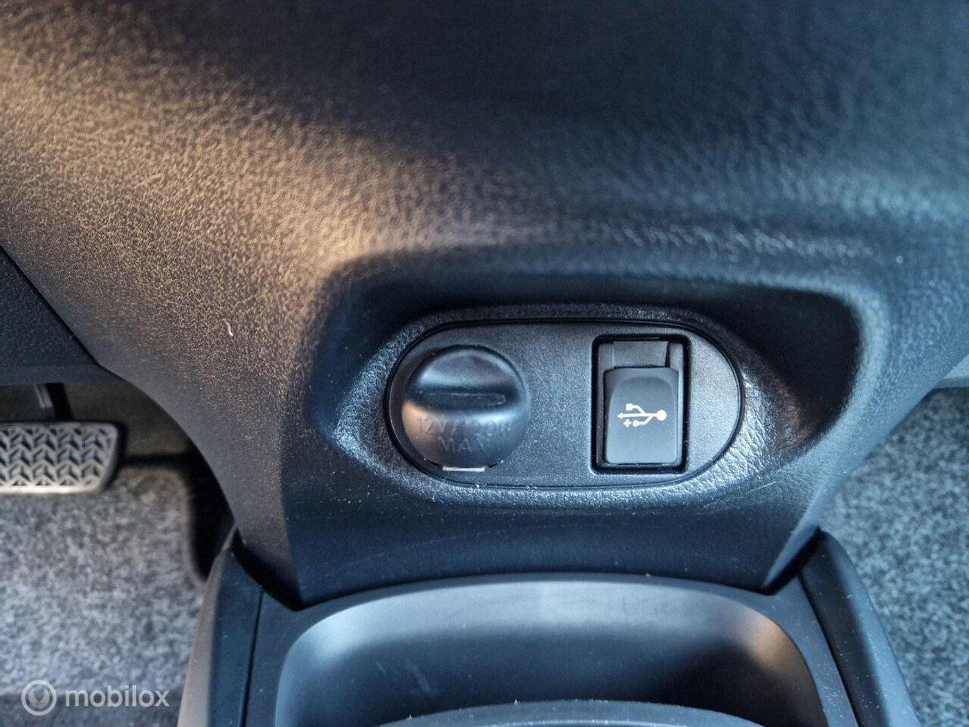 Foto van Toyota Toyota Yaris Hybrid