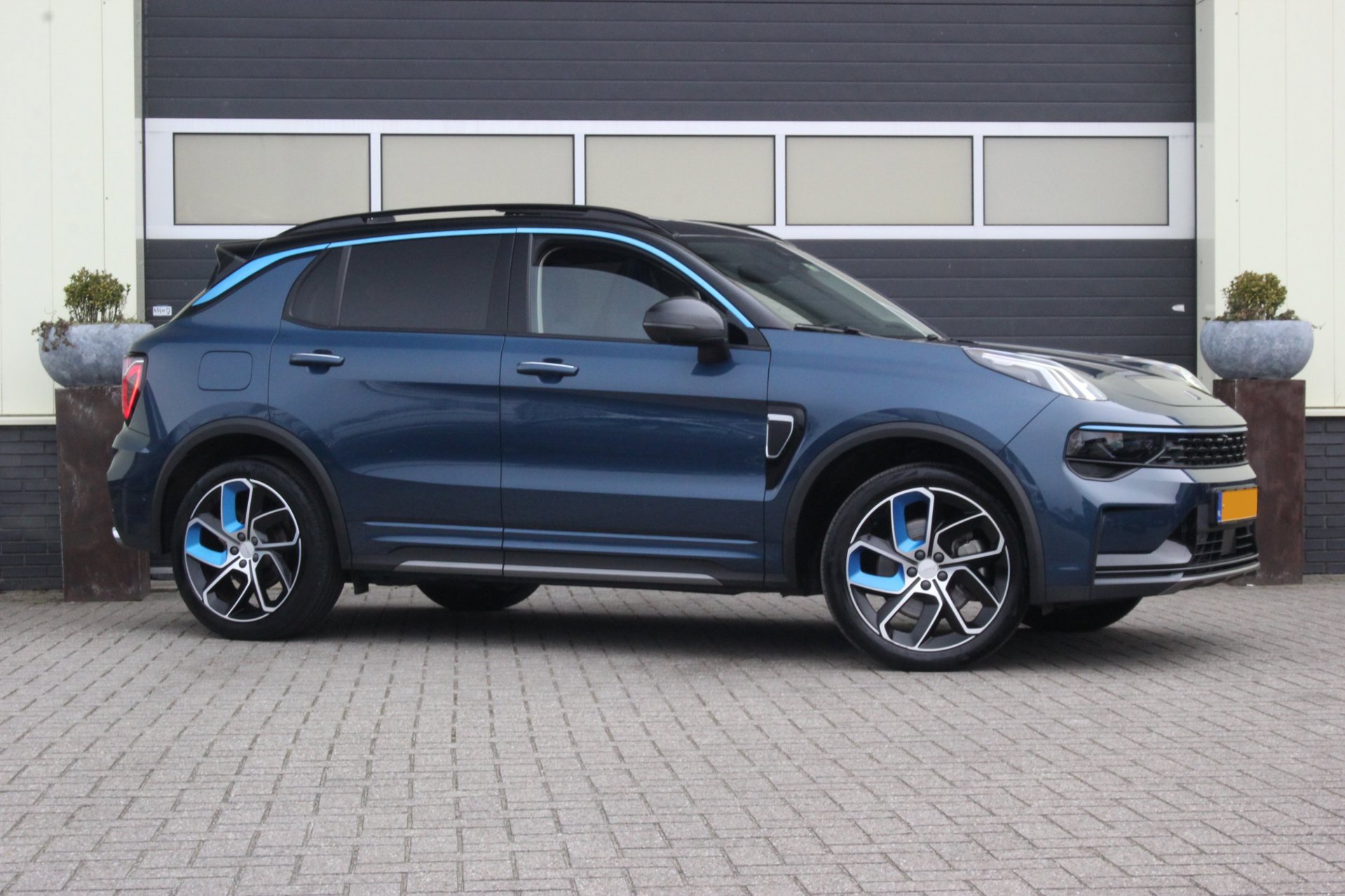 Foto van Lynk&co LYNK & Co 01