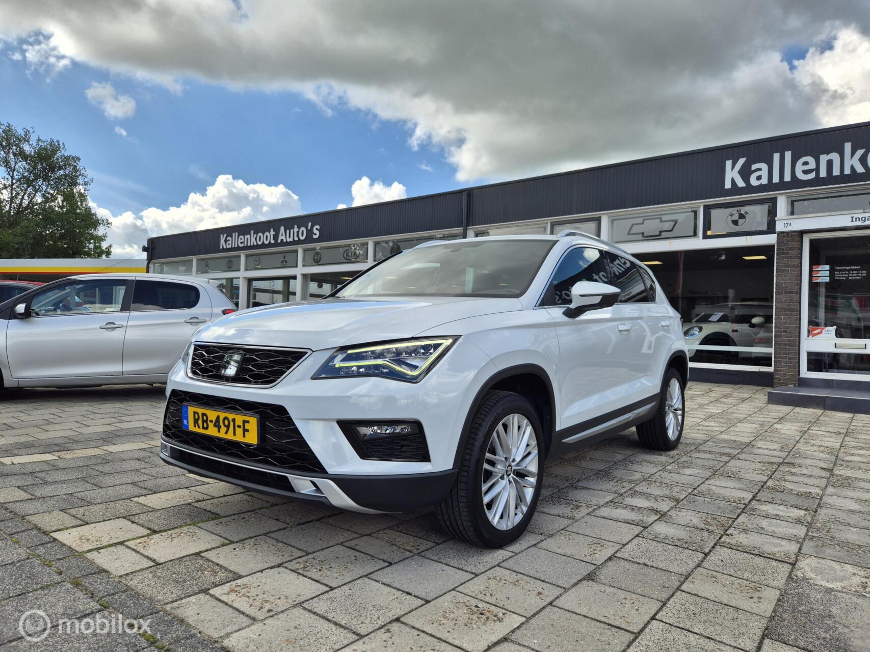 Seat Ateca 1.4 EcoTSI Xcellence, Trekhaak, Dealer onderhoud! 2017 - voorkant