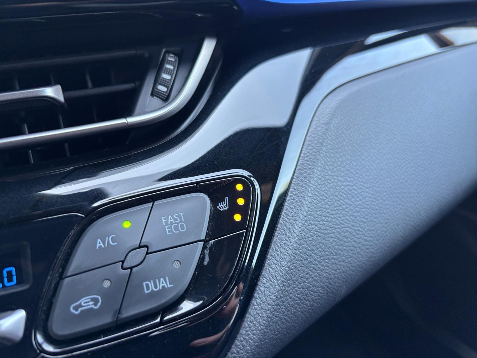 Foto van Toyota Toyota C-hr