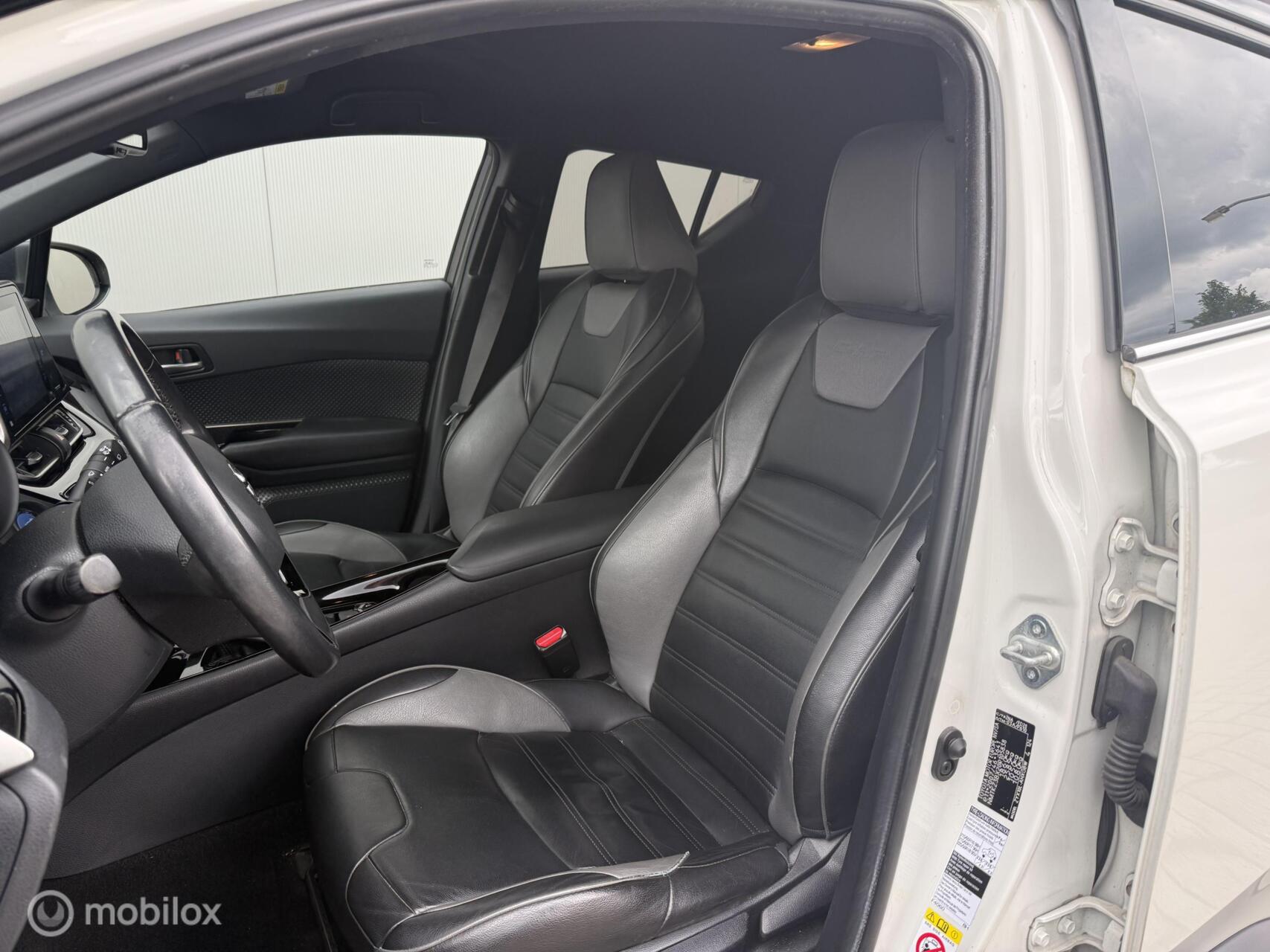 Foto van Toyota Toyota C-hr