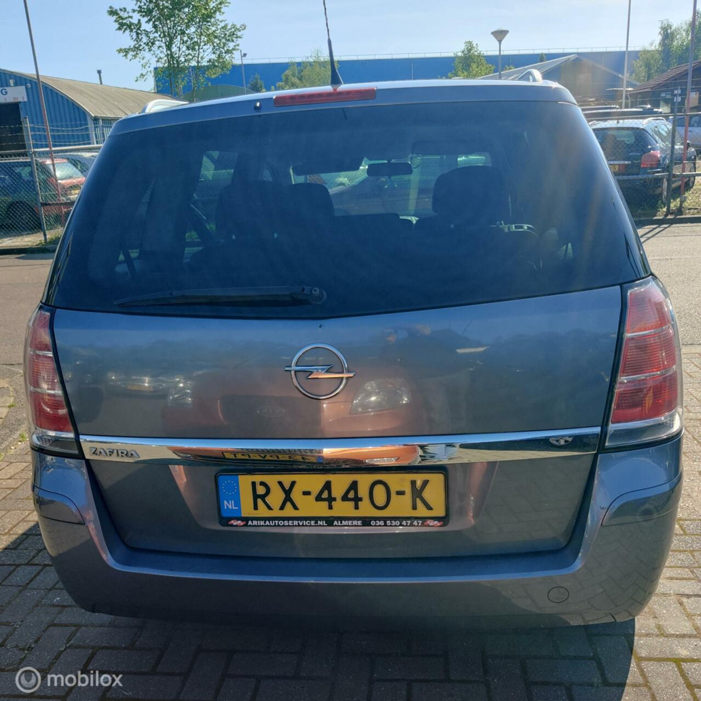 Foto van Opel Zafira