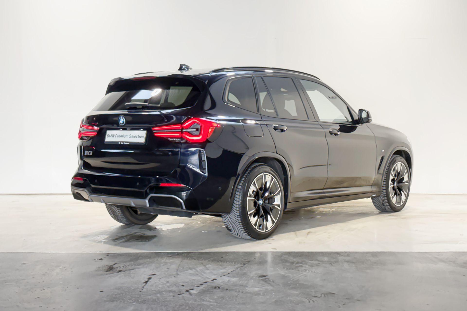 Foto van BMW Ix3
