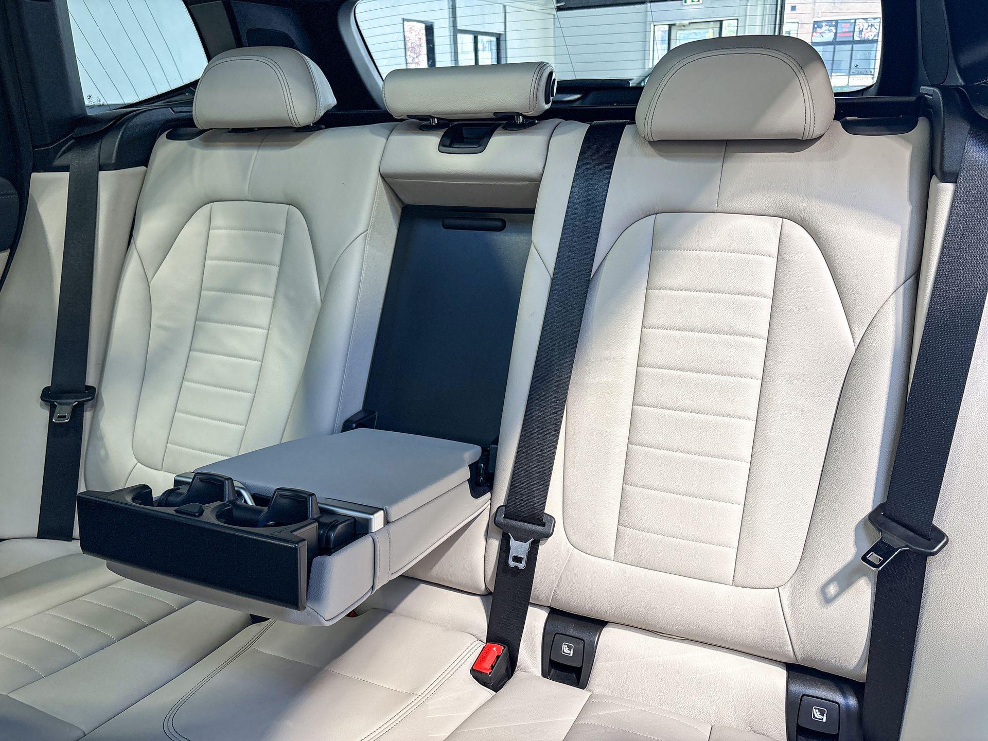 Foto van BMW Ix3