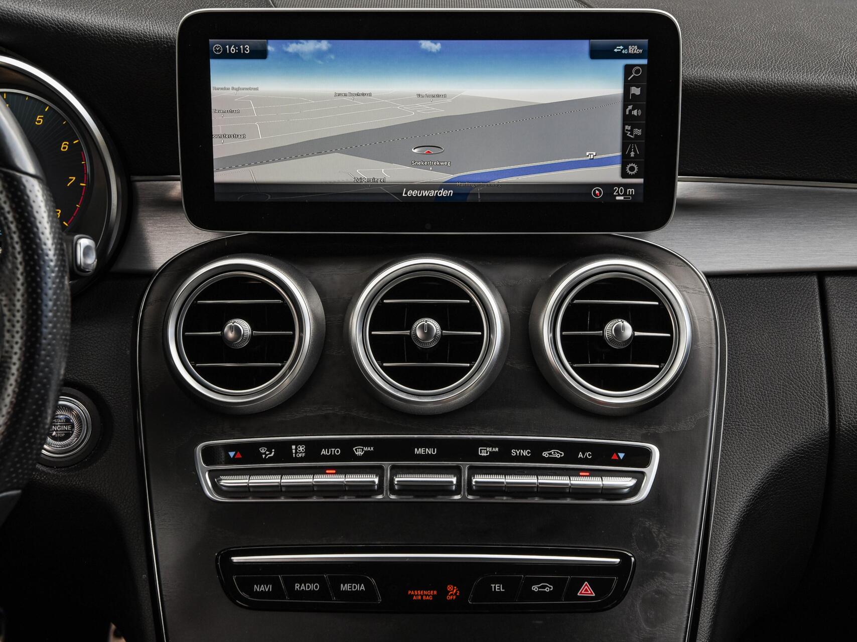 Foto van Mercedes-Benz C 200