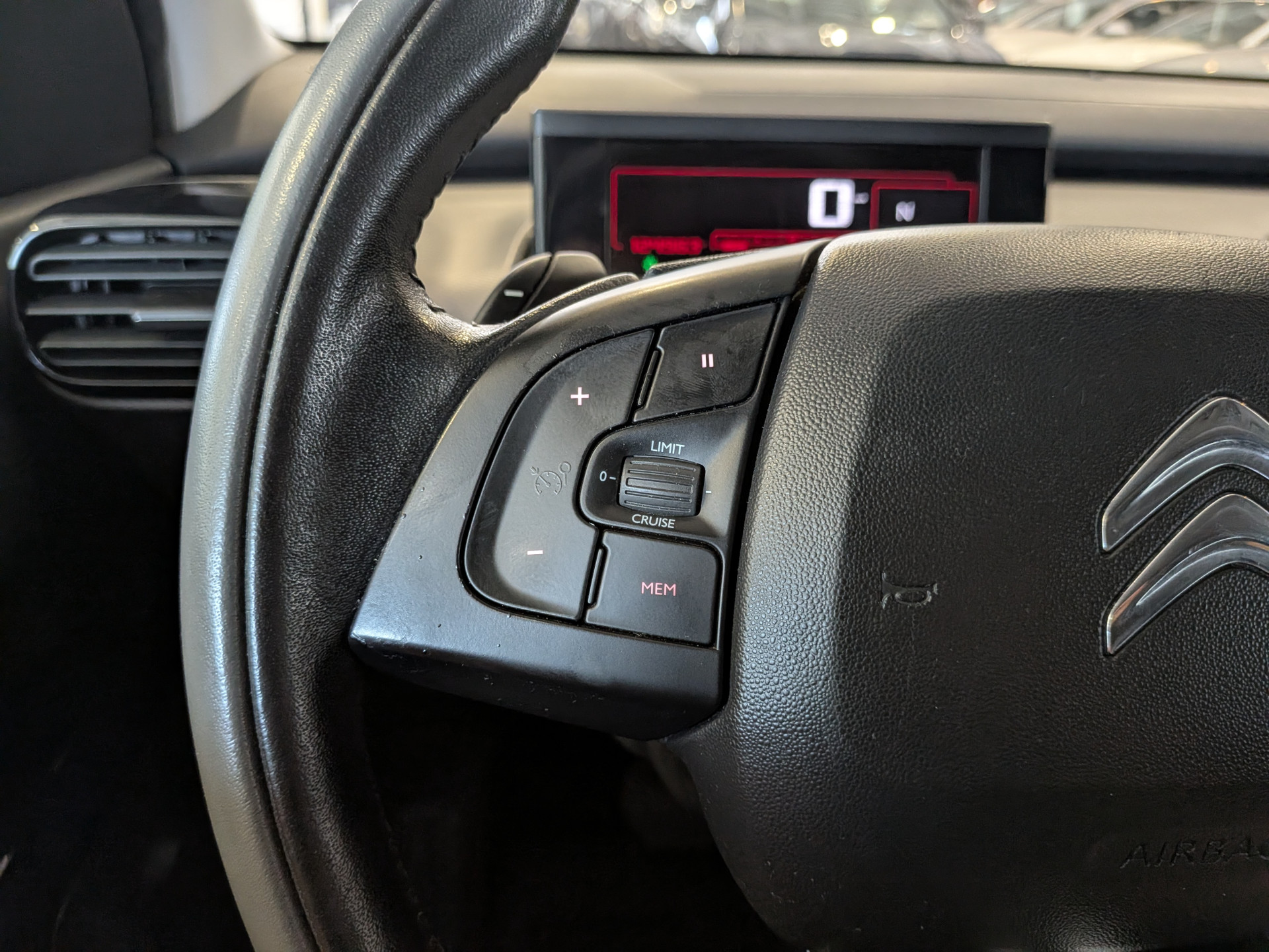 Foto van Citroen C4 Cactus