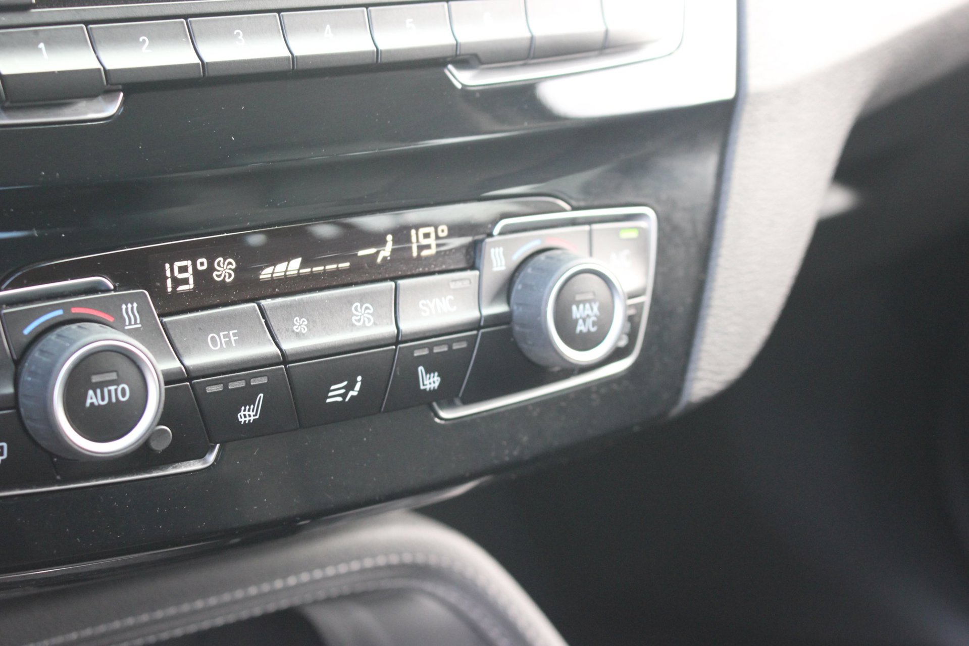 Foto van BMW X1 Xdrive20i