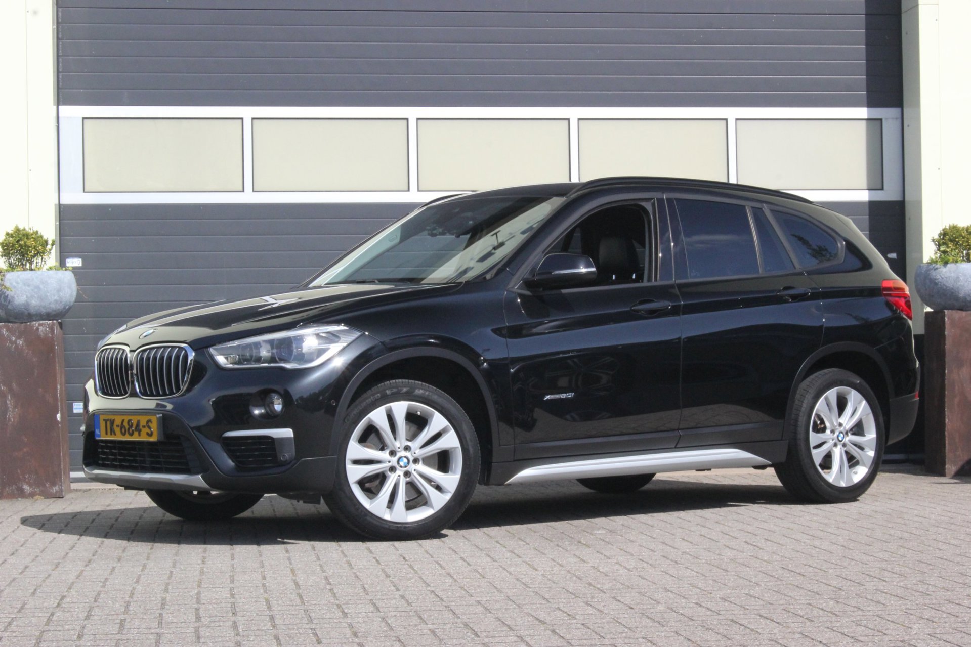 Foto van BMW X1 Xdrive20i