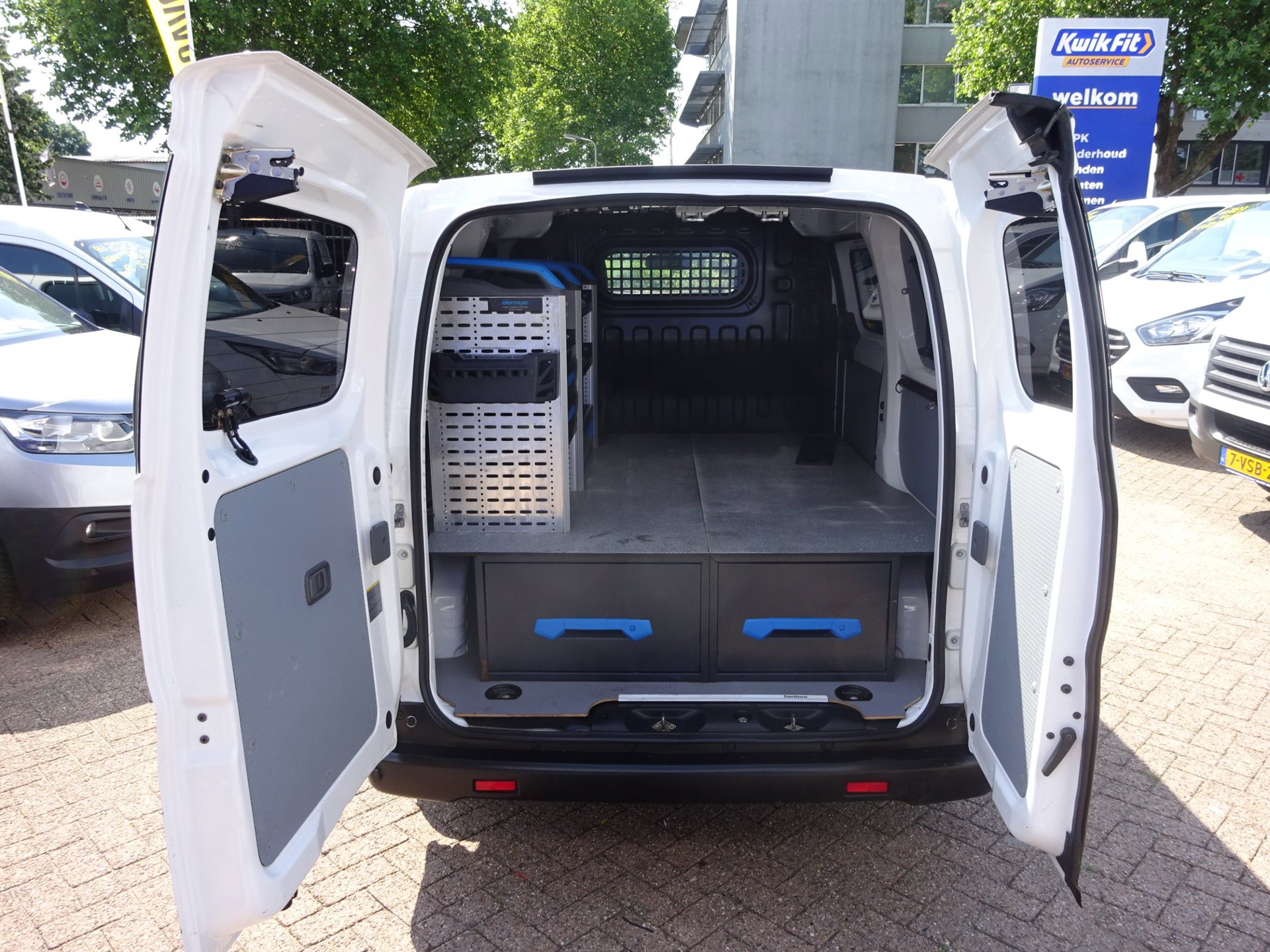 Foto van Nissan Nissan E-nv200