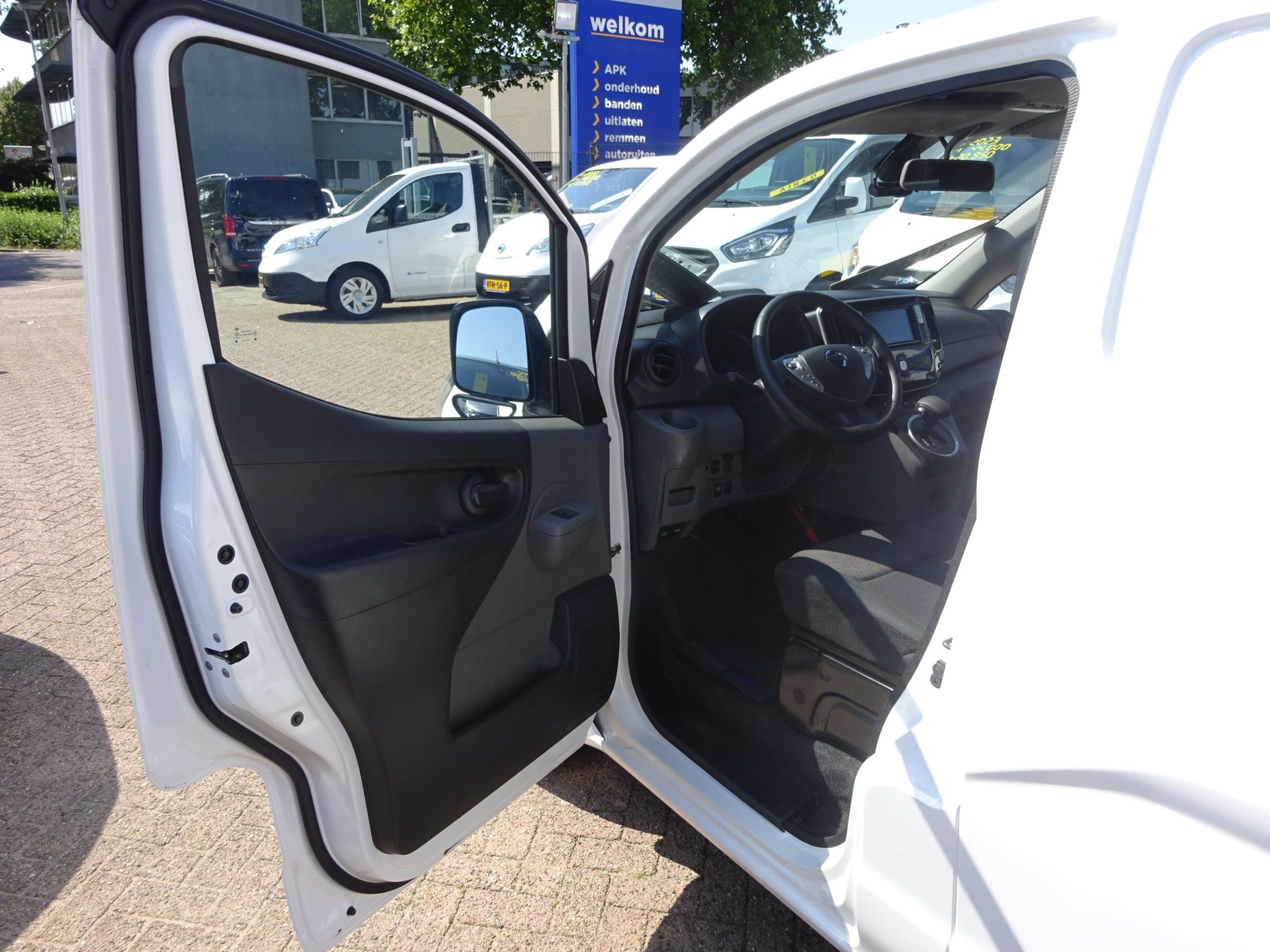 Foto van Nissan Nissan E-nv200
