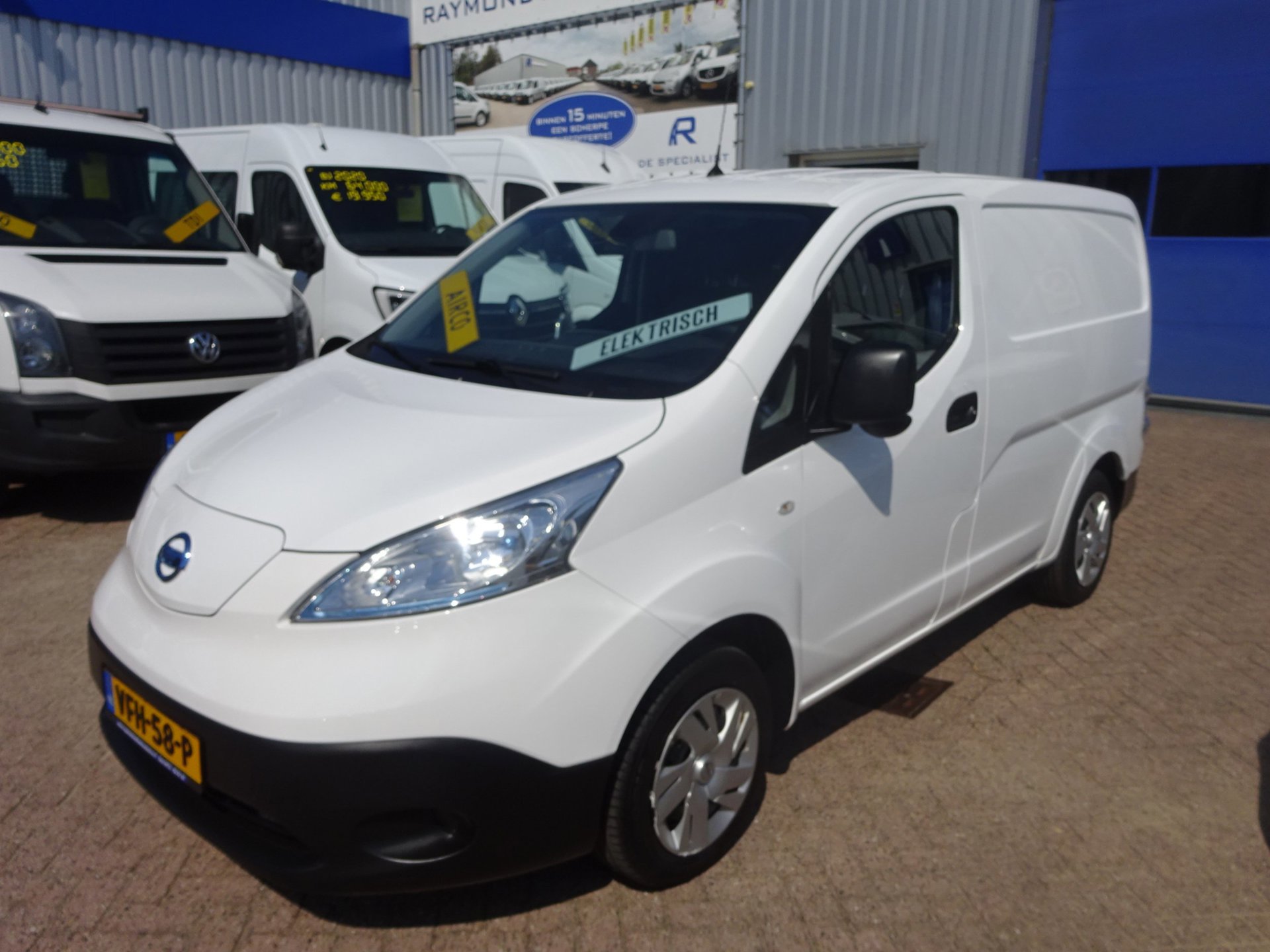 Foto van Nissan Nissan E-nv200