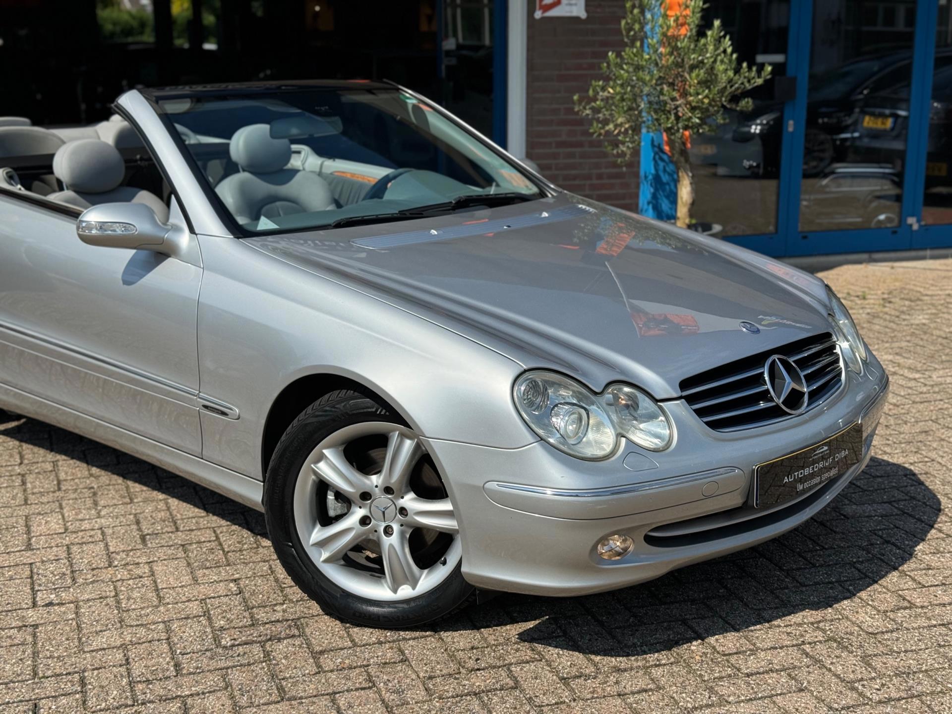 Foto van Mercedes-Benz CLK 240