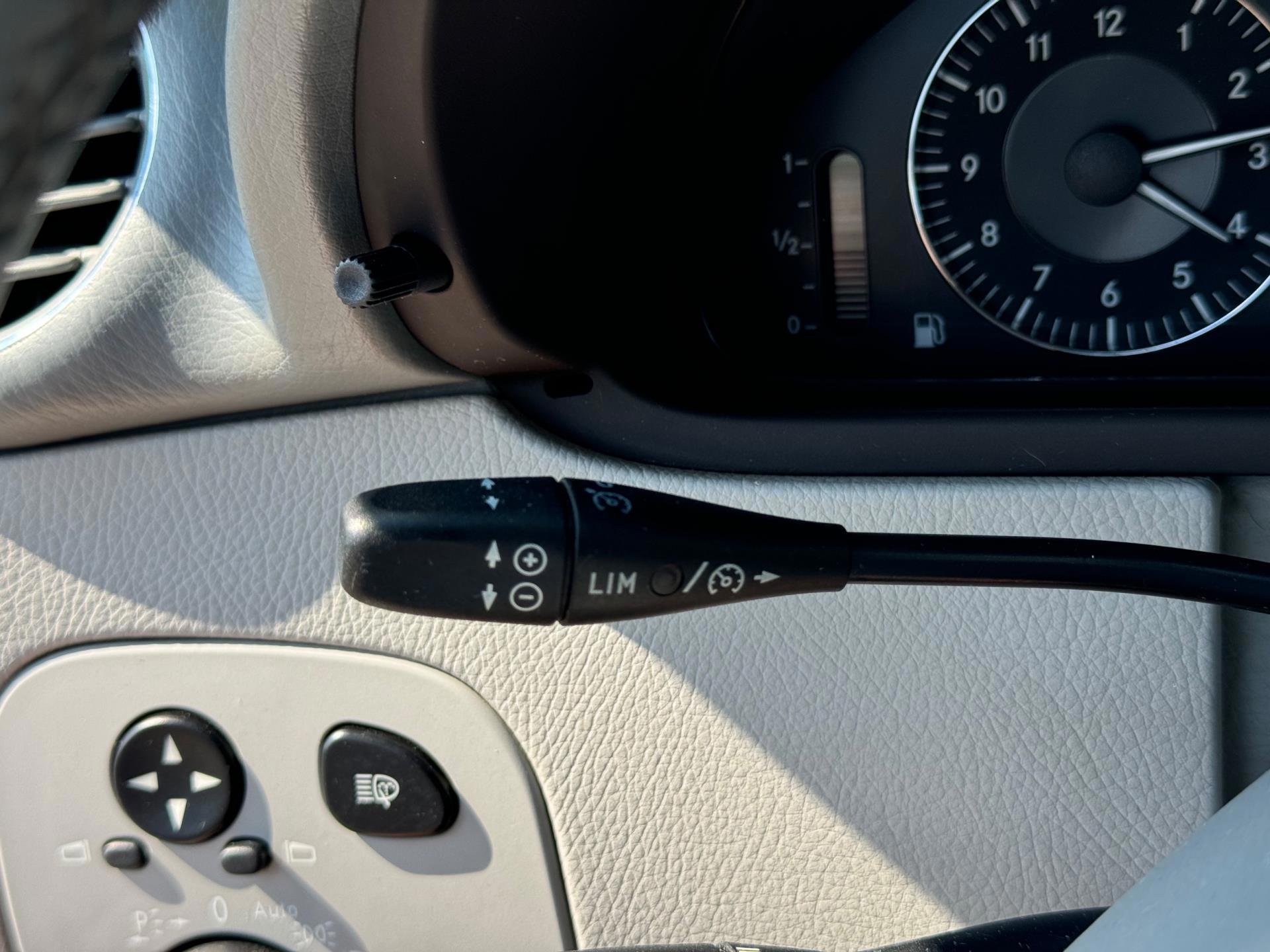 Foto van Mercedes-Benz CLK 240