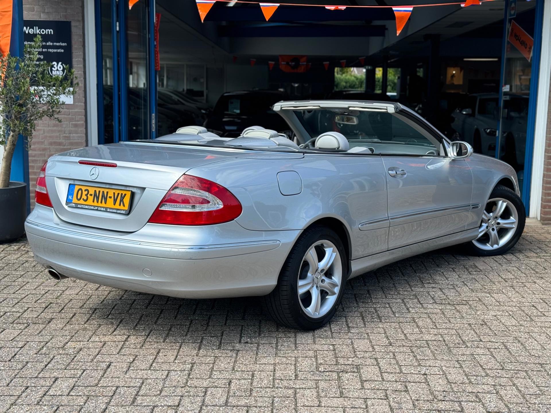 Foto van Mercedes-Benz CLK 240