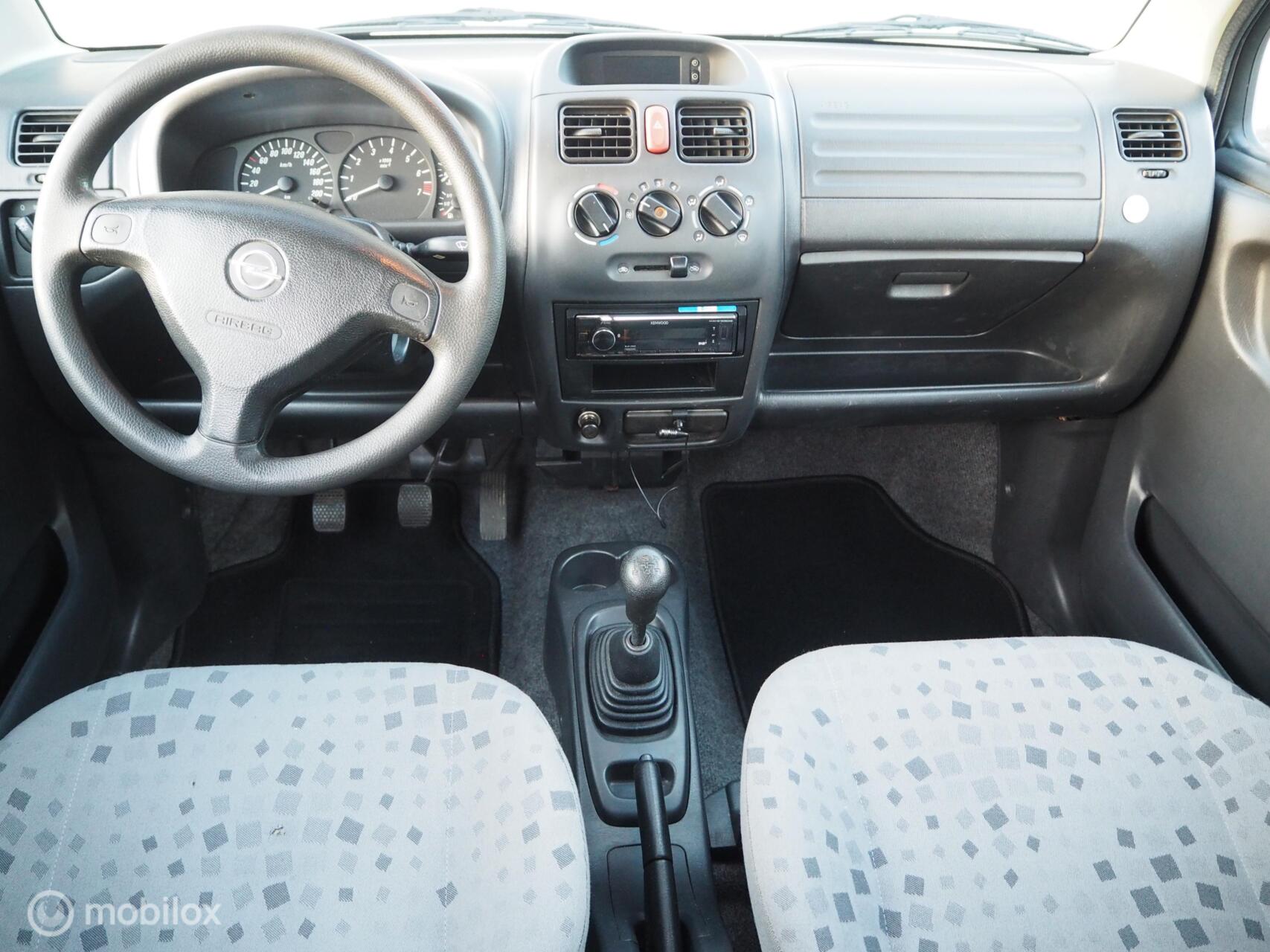 Foto van Opel Agila