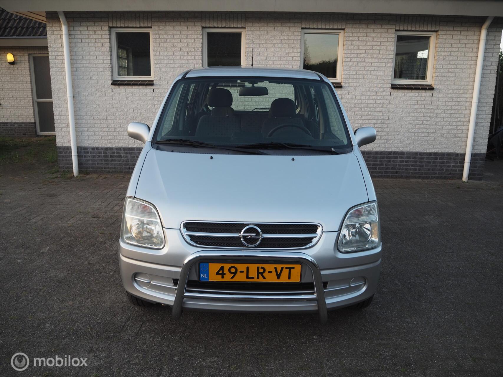 Foto van Opel Agila