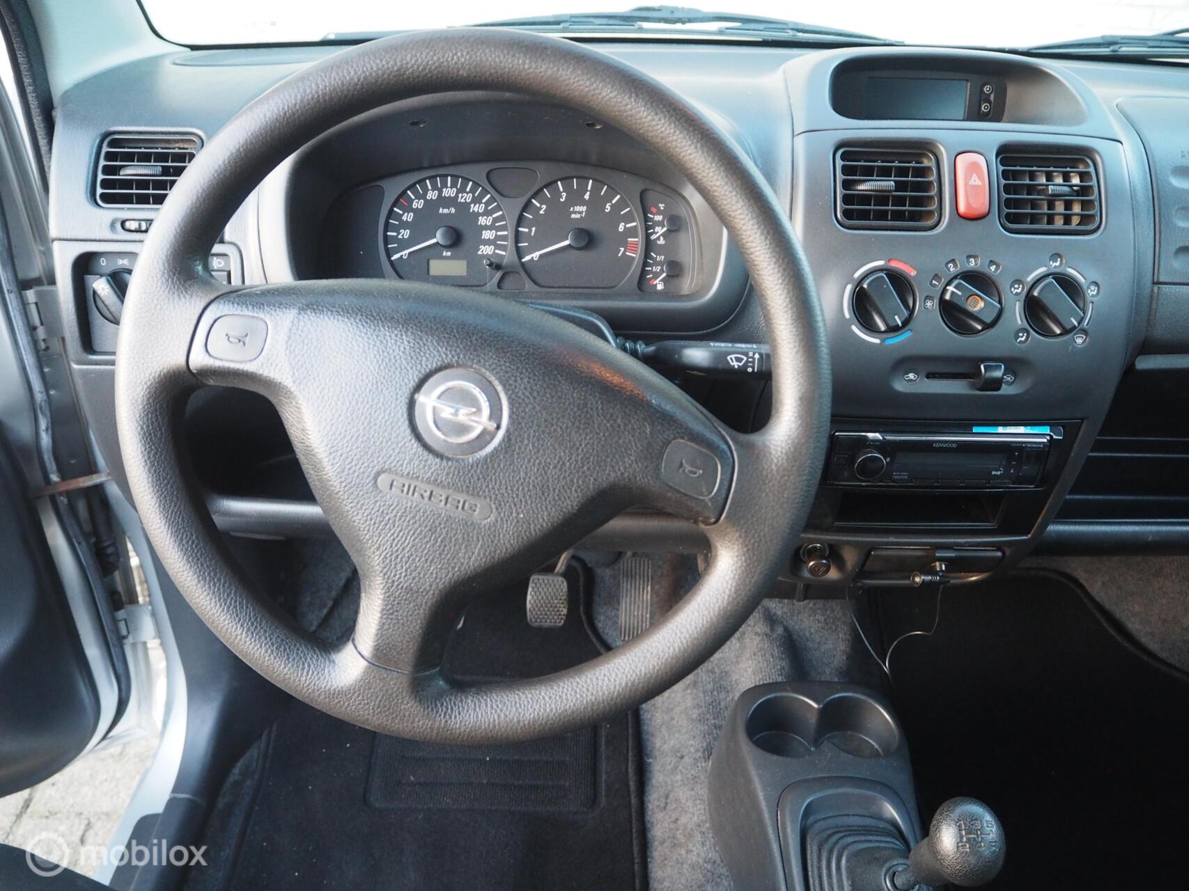 Foto van Opel Agila