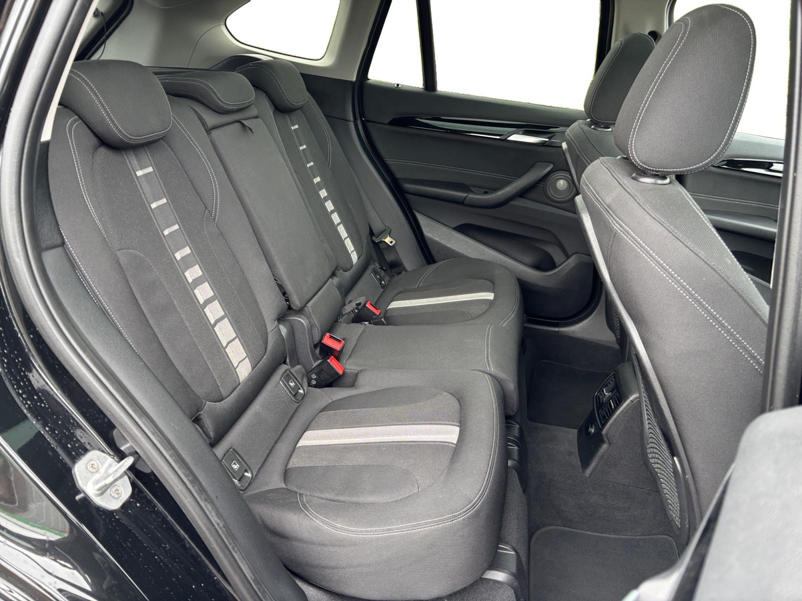 Foto van BMW X1 Sdrive18i