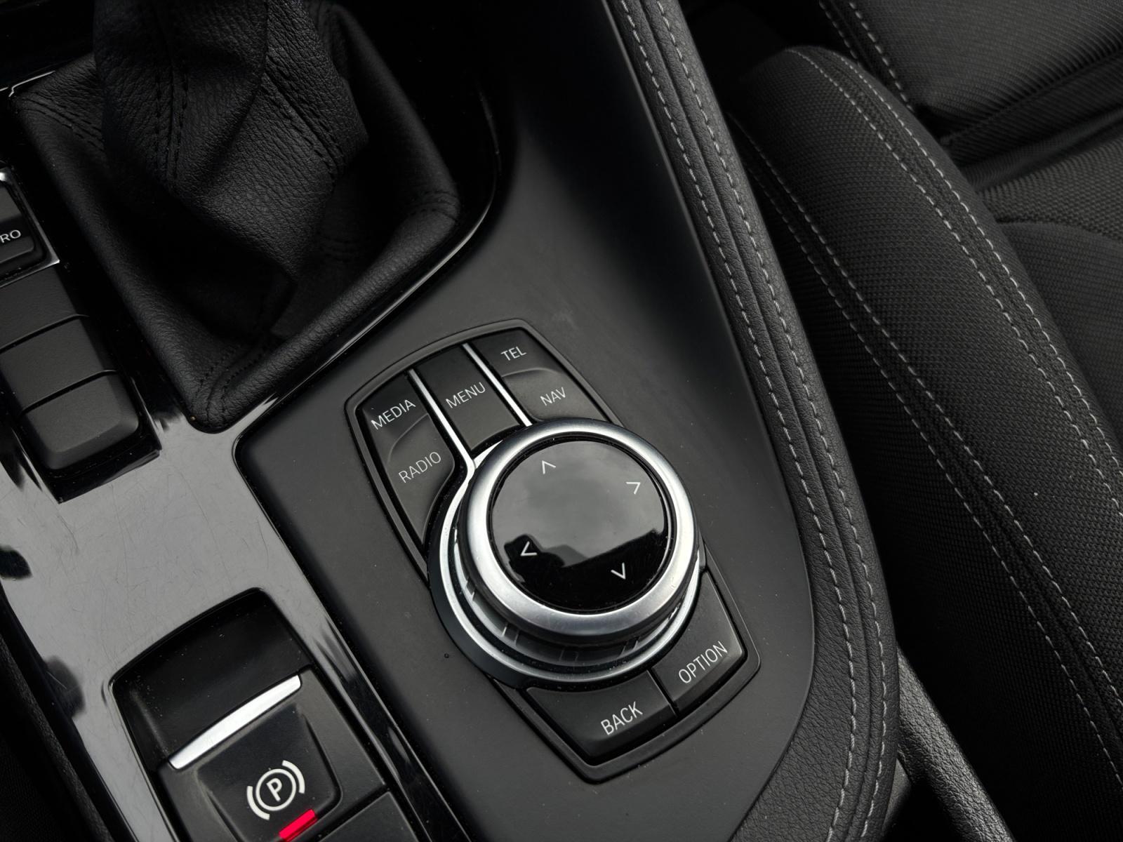 Foto van BMW X1 Sdrive18i