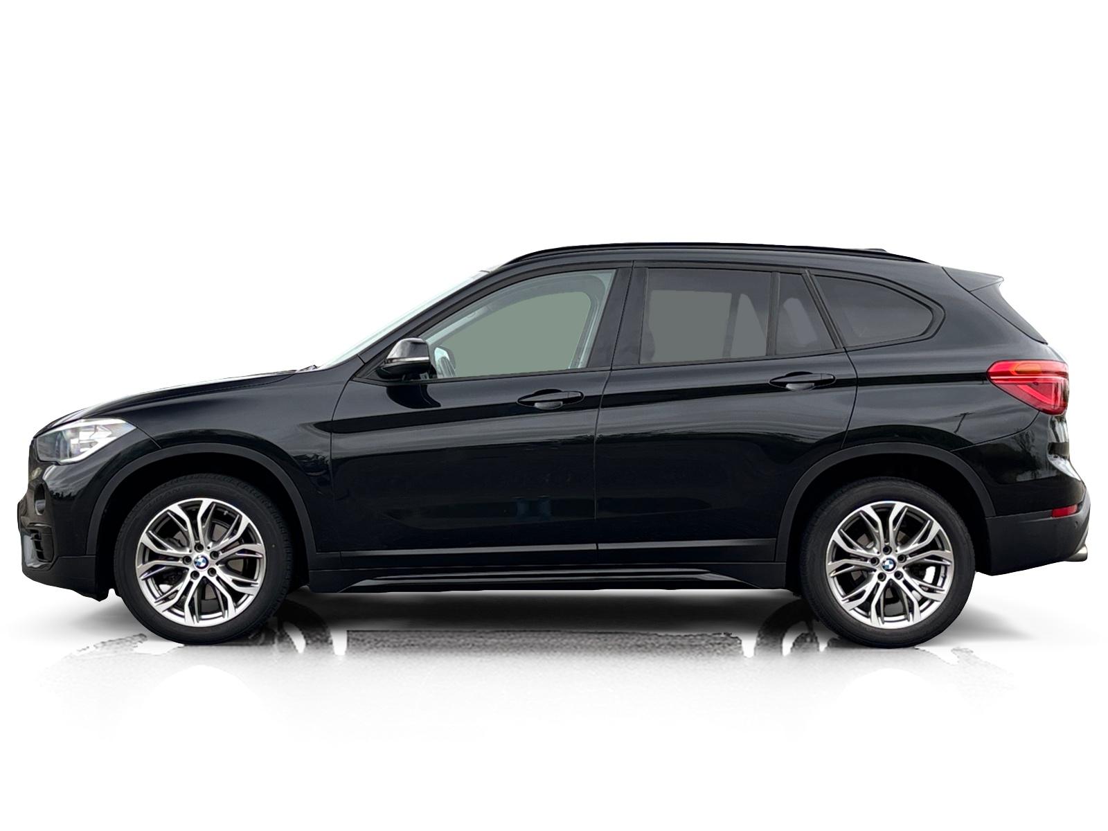 Foto van BMW X1 Sdrive18i