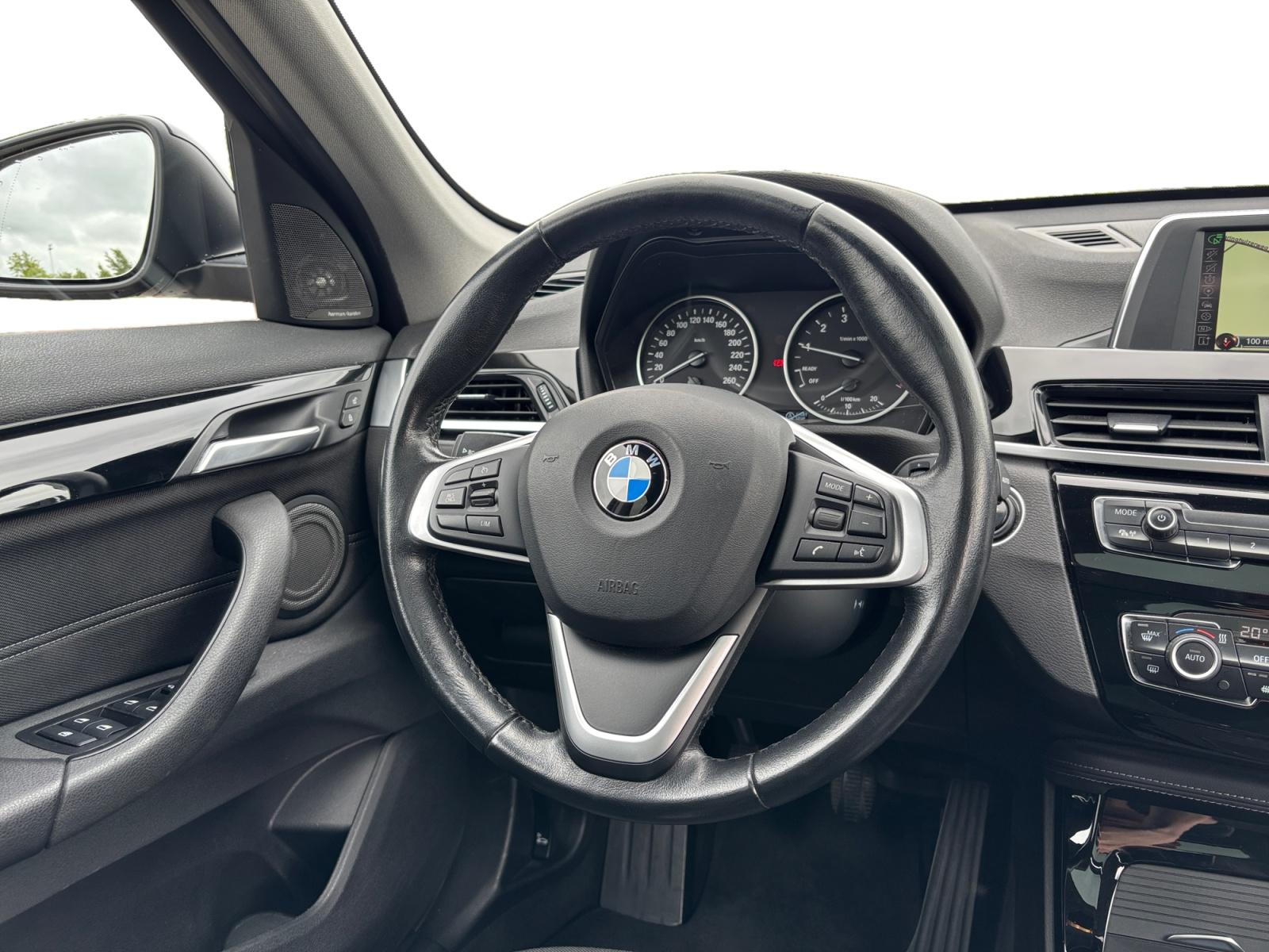 Foto van BMW X1 Sdrive18i
