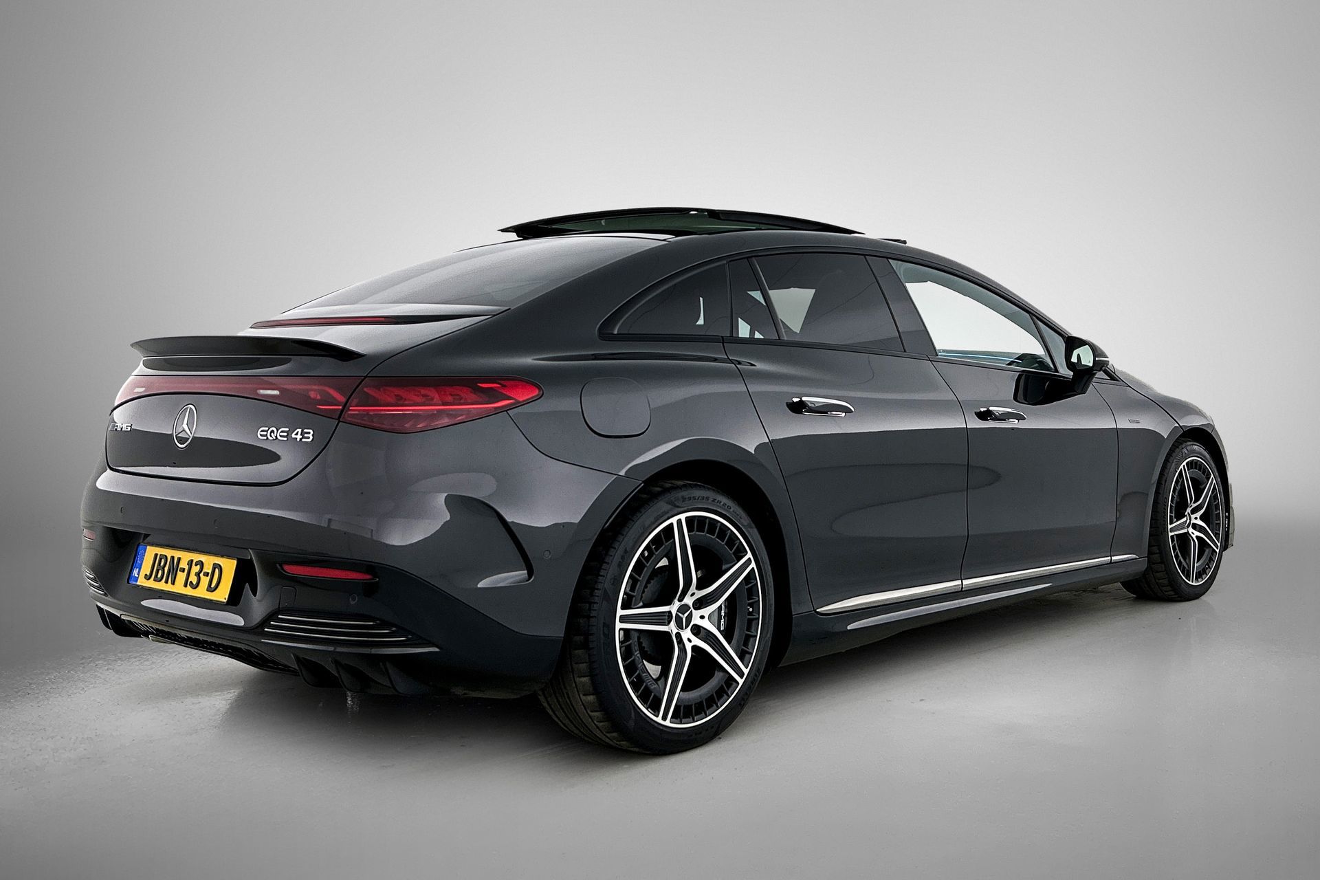 Foto van Mercedes-Benz AMG Eqe 43 4Matic
