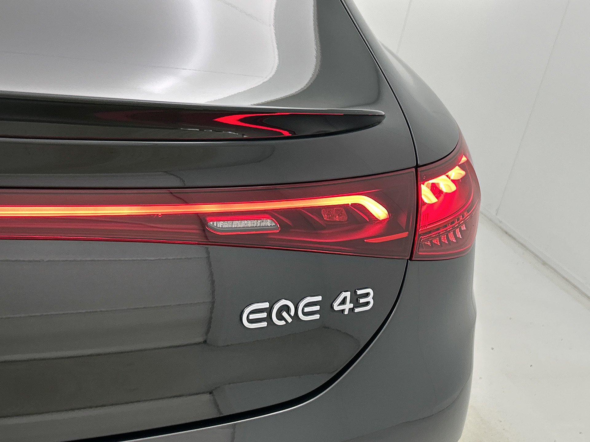 Foto van Mercedes-Benz AMG Eqe 43 4Matic