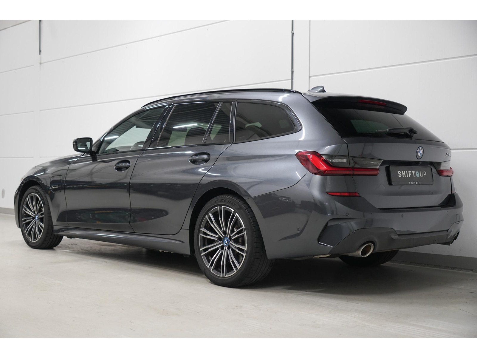 Foto van BMW 330e