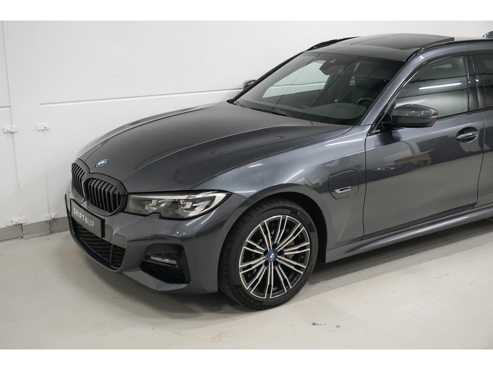 Foto van BMW 330e