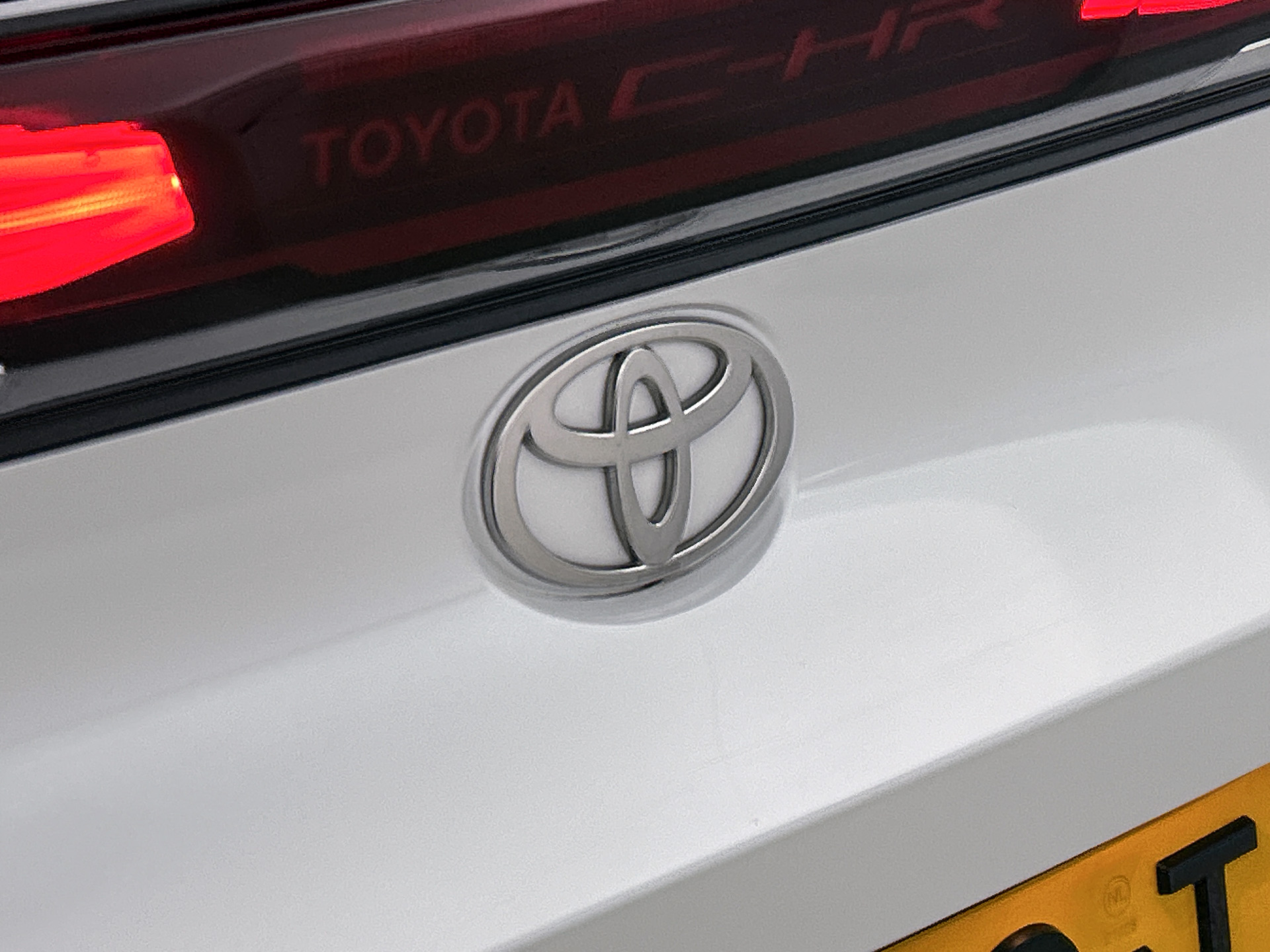 Foto van Toyota C-hr