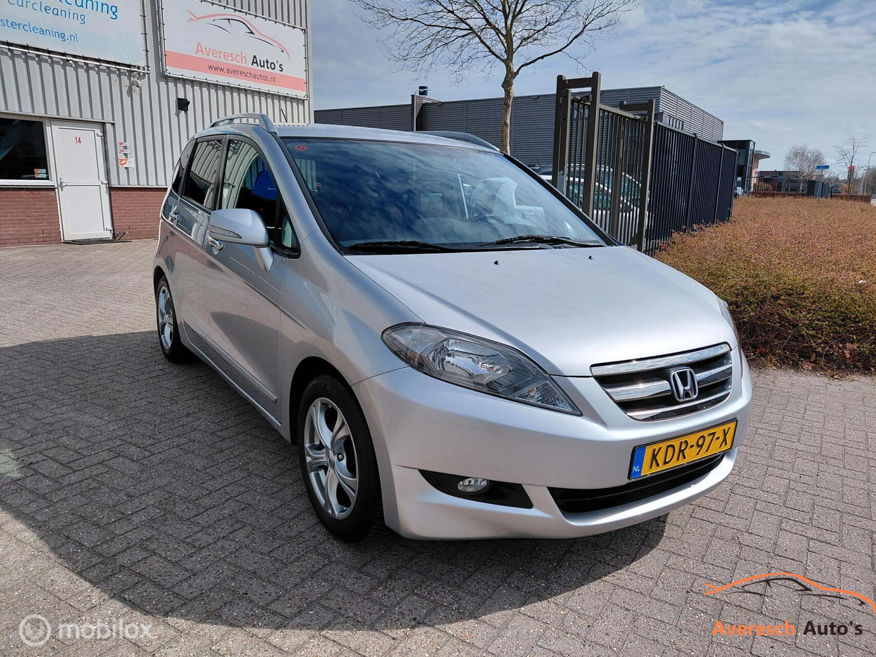 Foto van HONDA FR-V