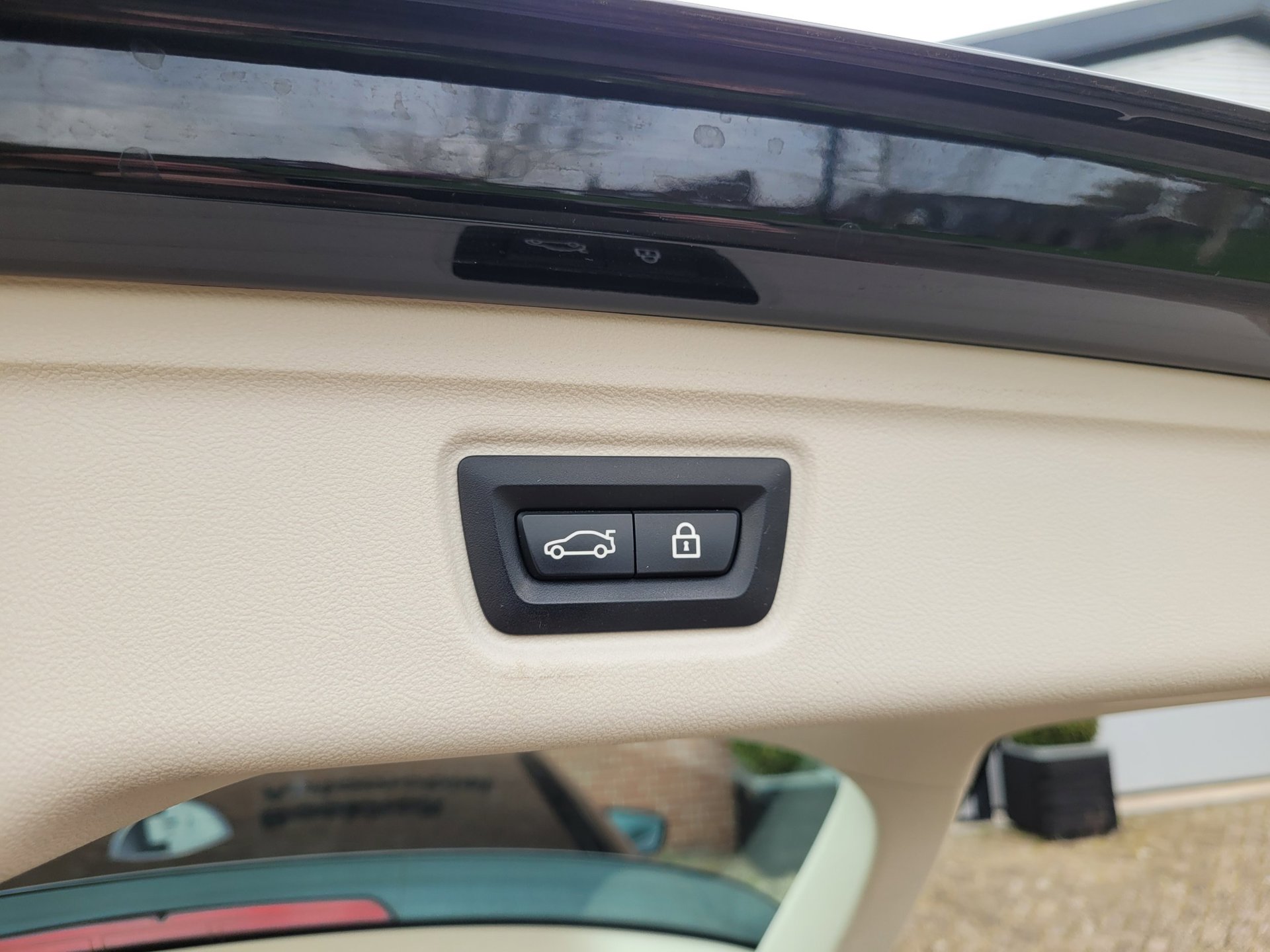 Foto van BMW 330e xDrive