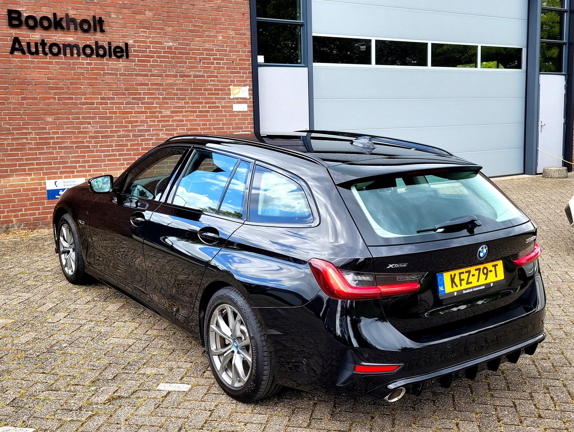 Foto van BMW 330e xDrive