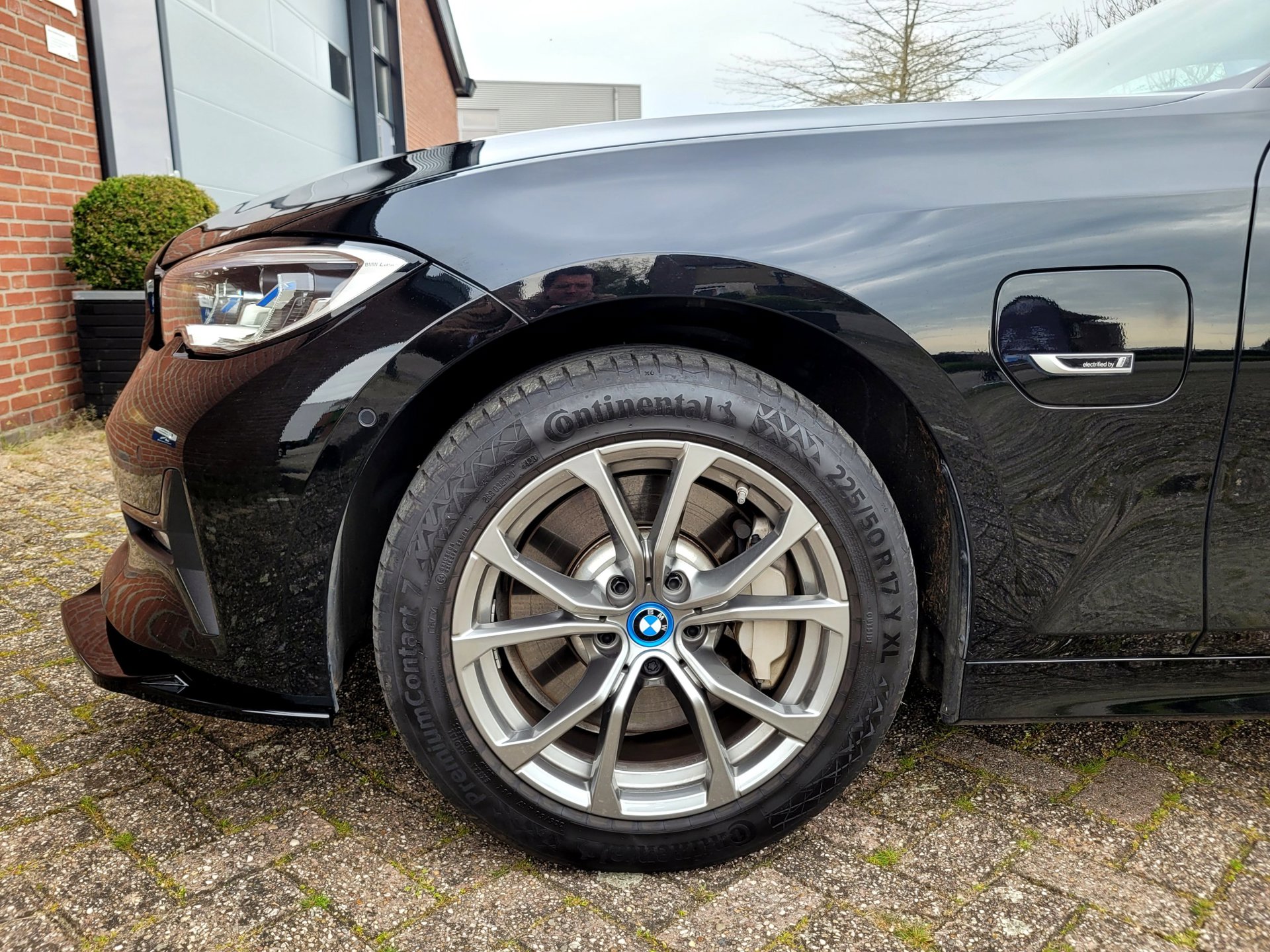 Foto van BMW 330e xDrive