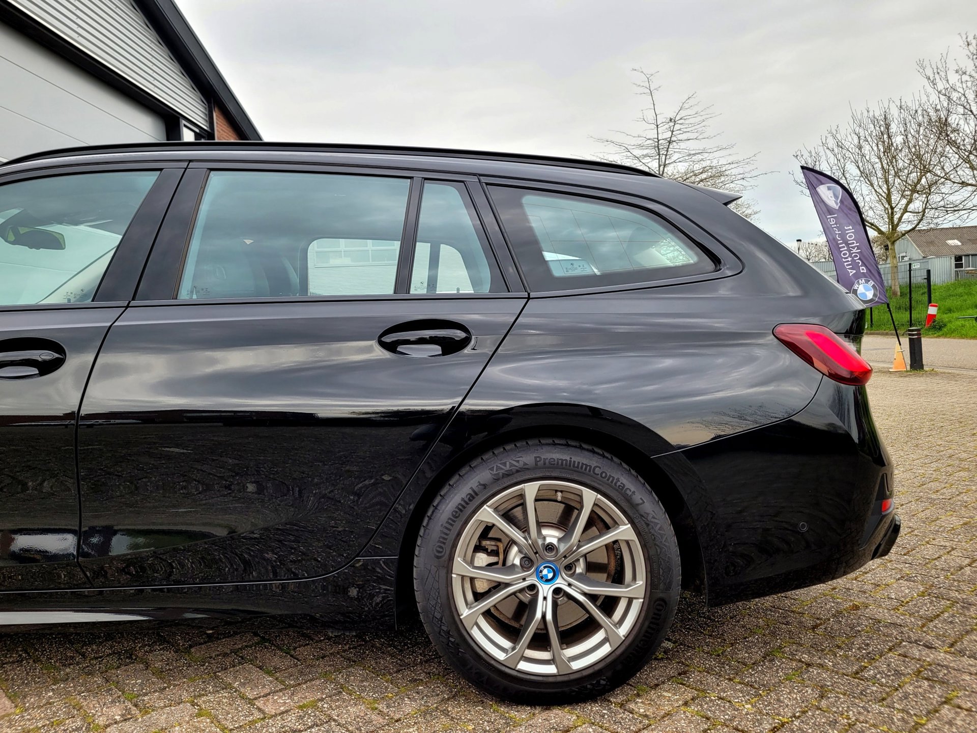 Foto van BMW 330e xDrive