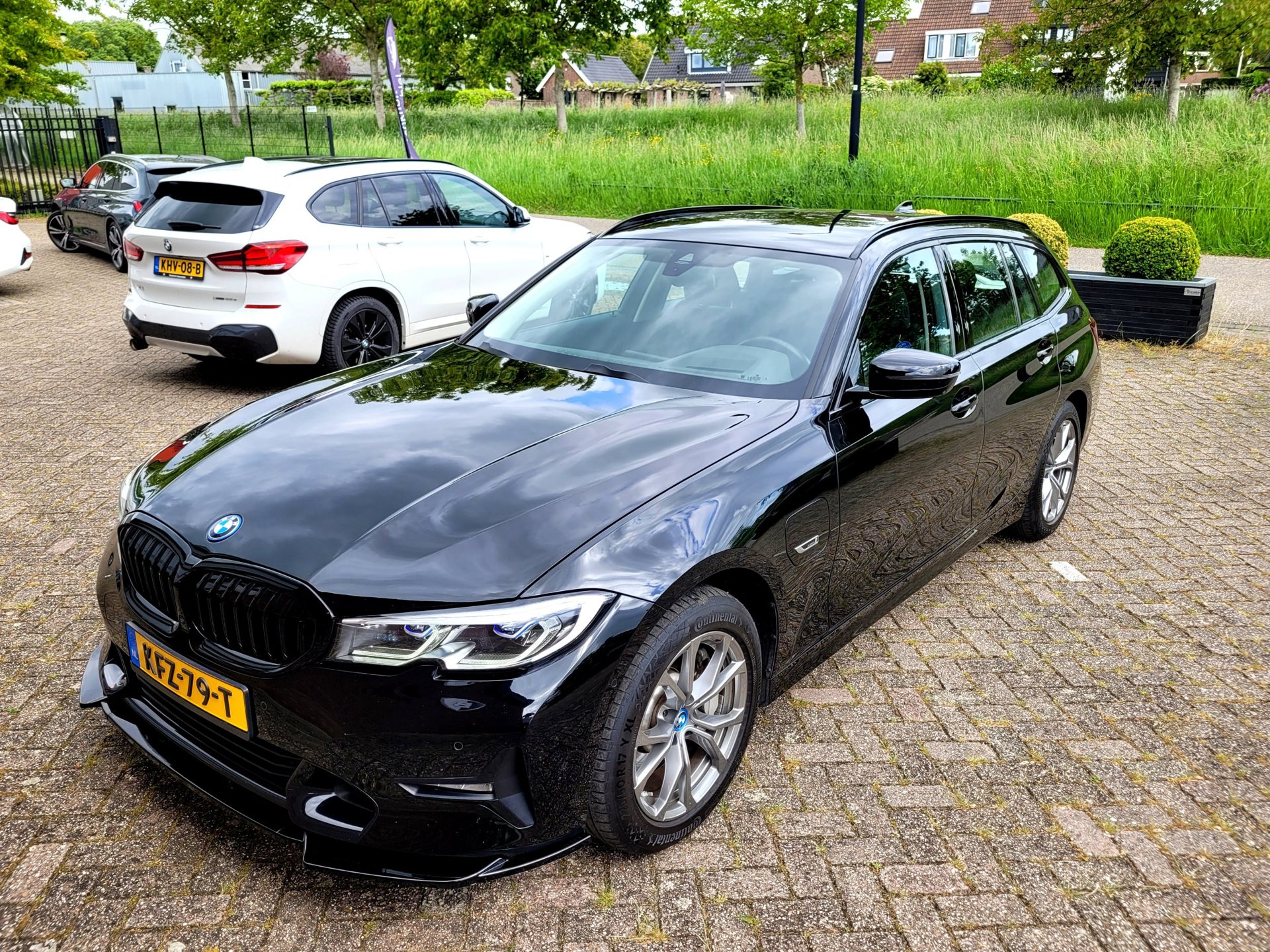 Foto van BMW 330e xDrive