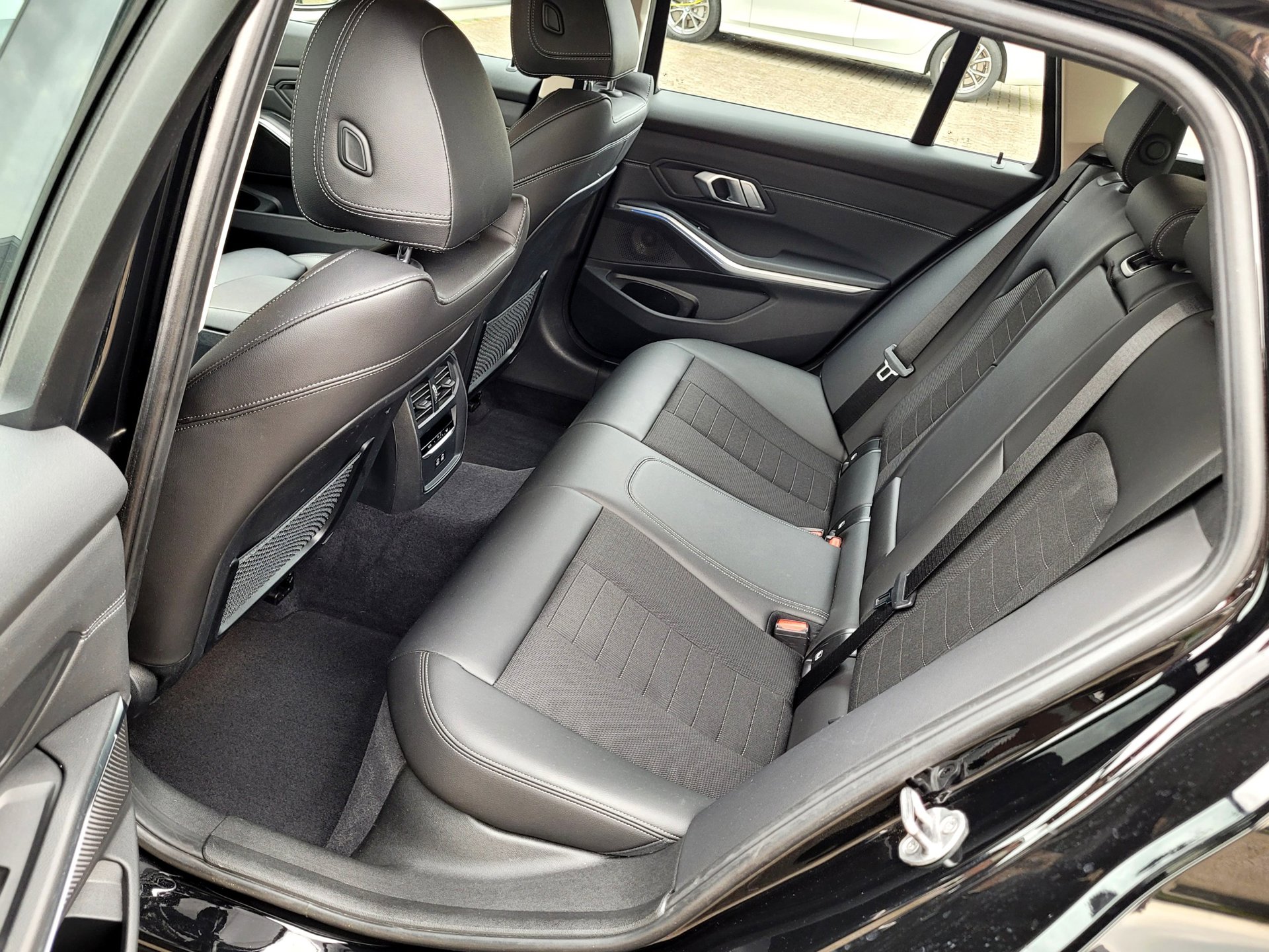Foto van BMW 330e xDrive