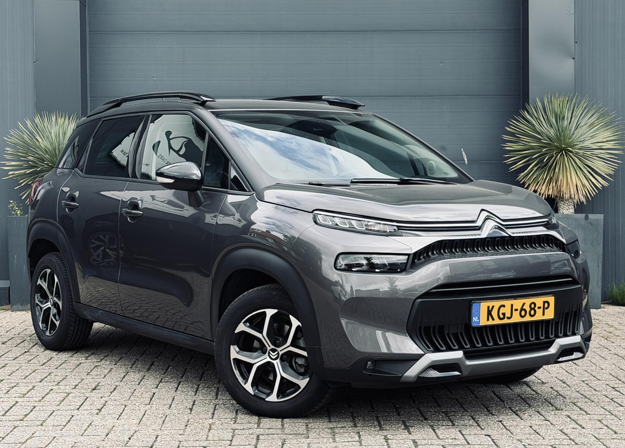 Citroen C3 Aircross 1.2 PureTech Shine 2023 - voorkant