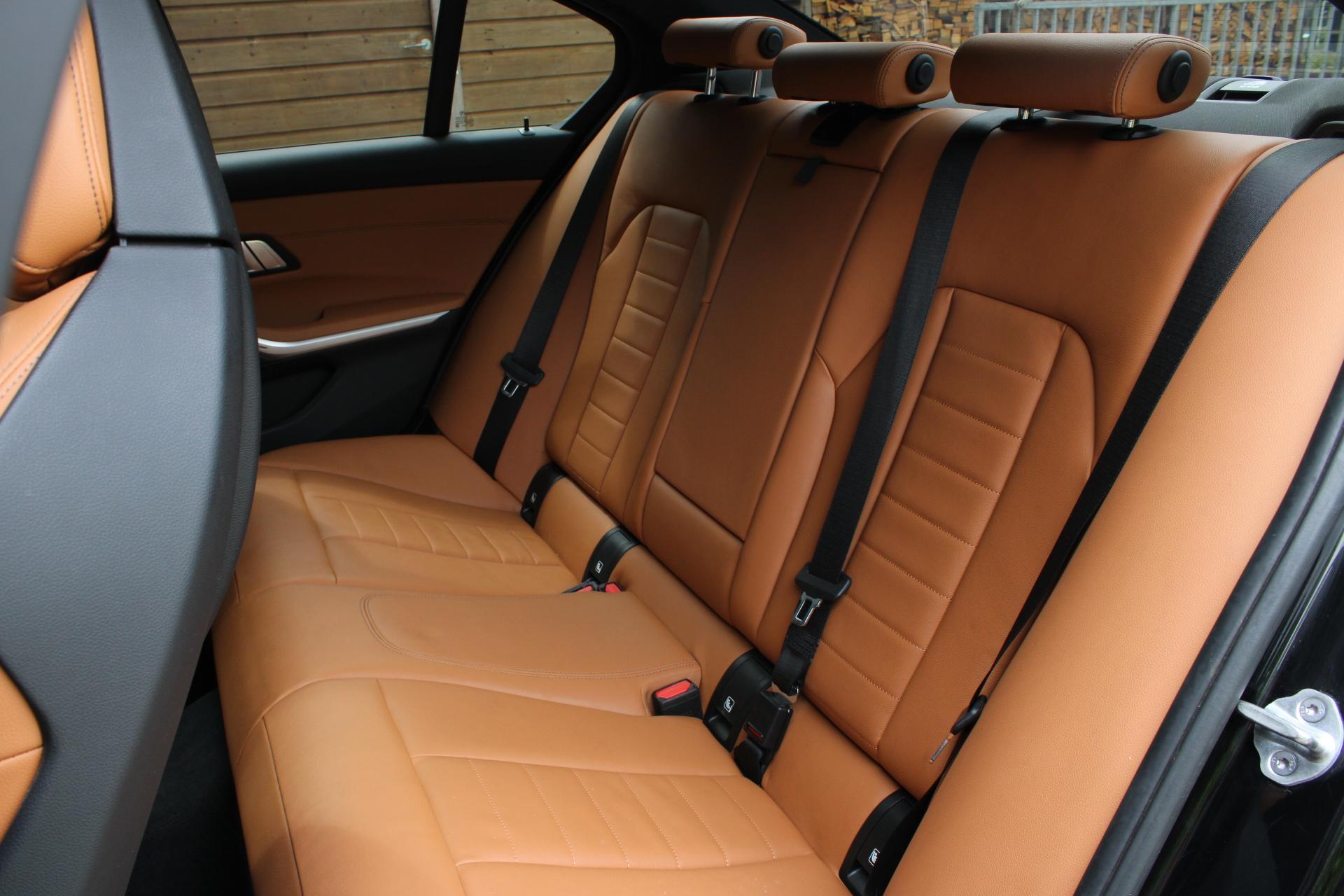 Foto van BMW 330e