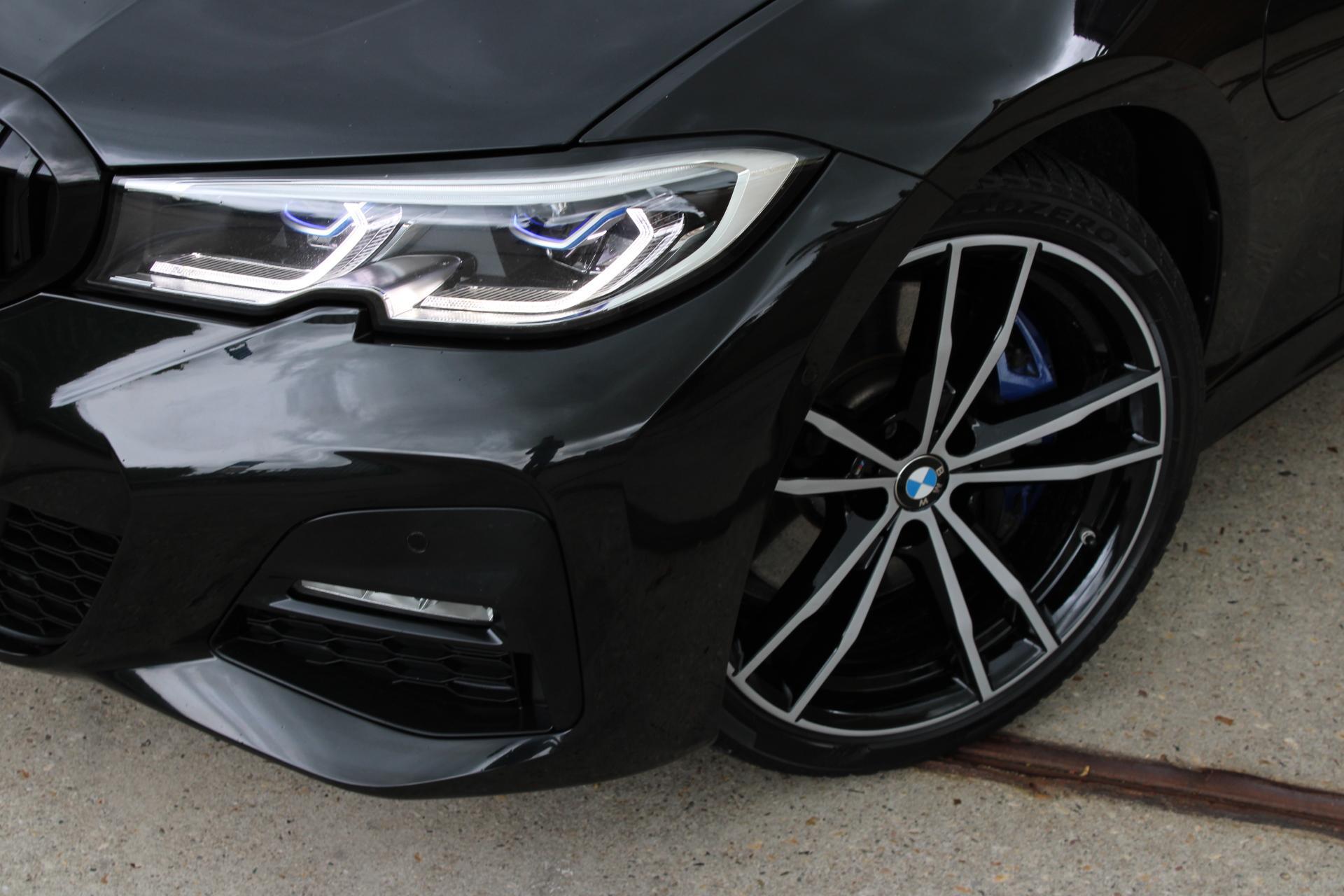 Foto van BMW 330e