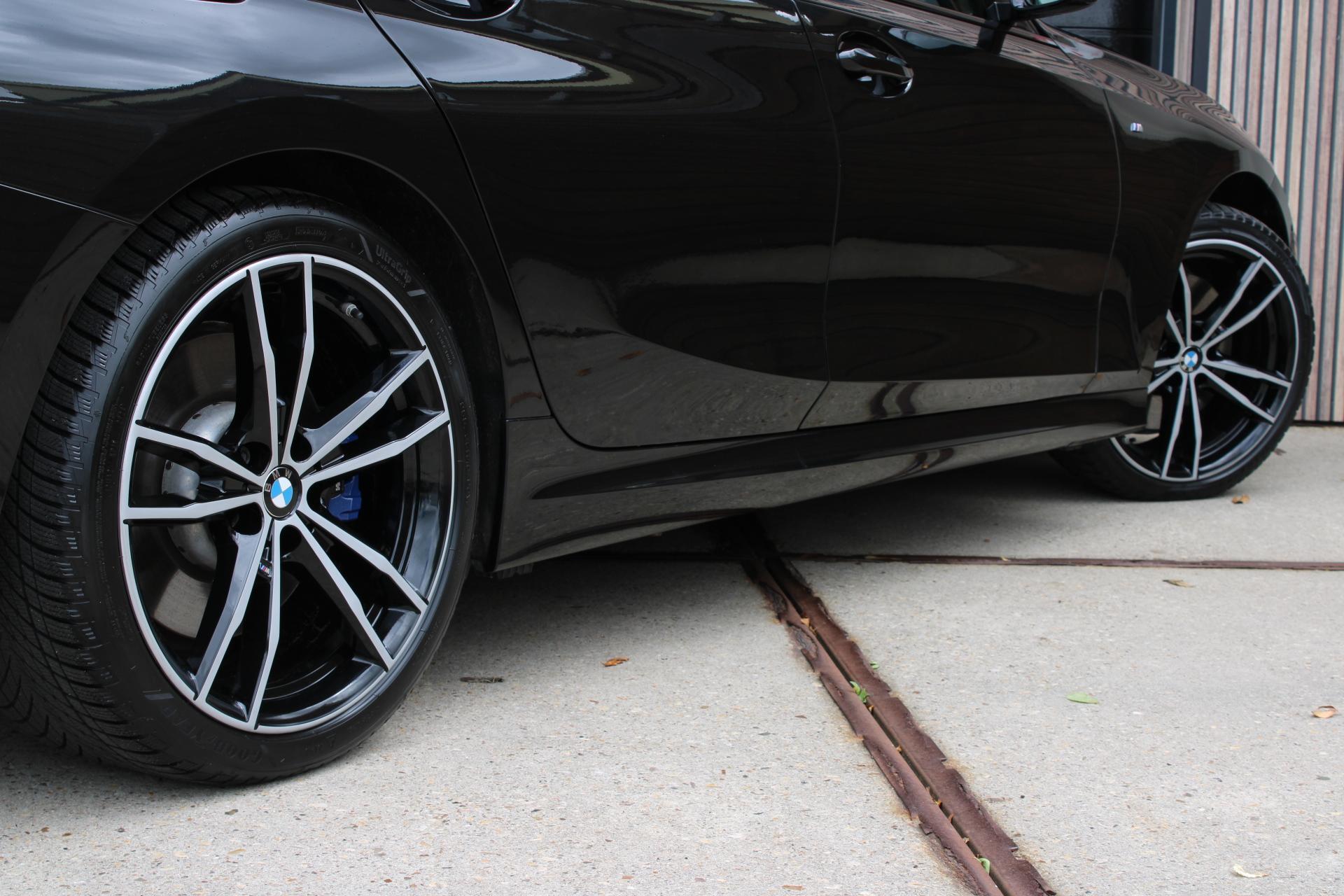 Foto van BMW 330e