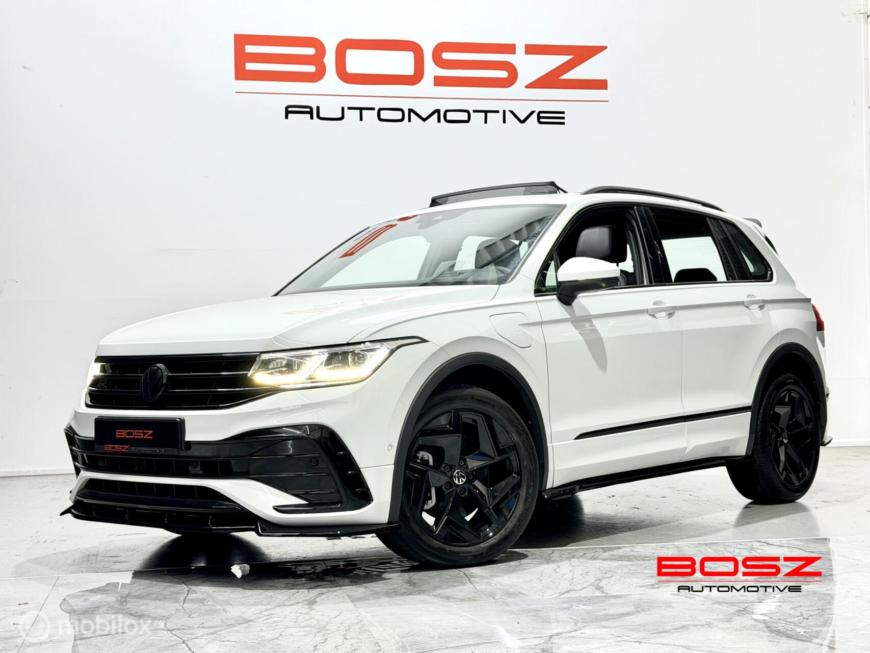 Volkswagen Tiguan 1.4 TSI eHybrid R-Line PANO TREKHAAK HDUP 2021 - voorkant